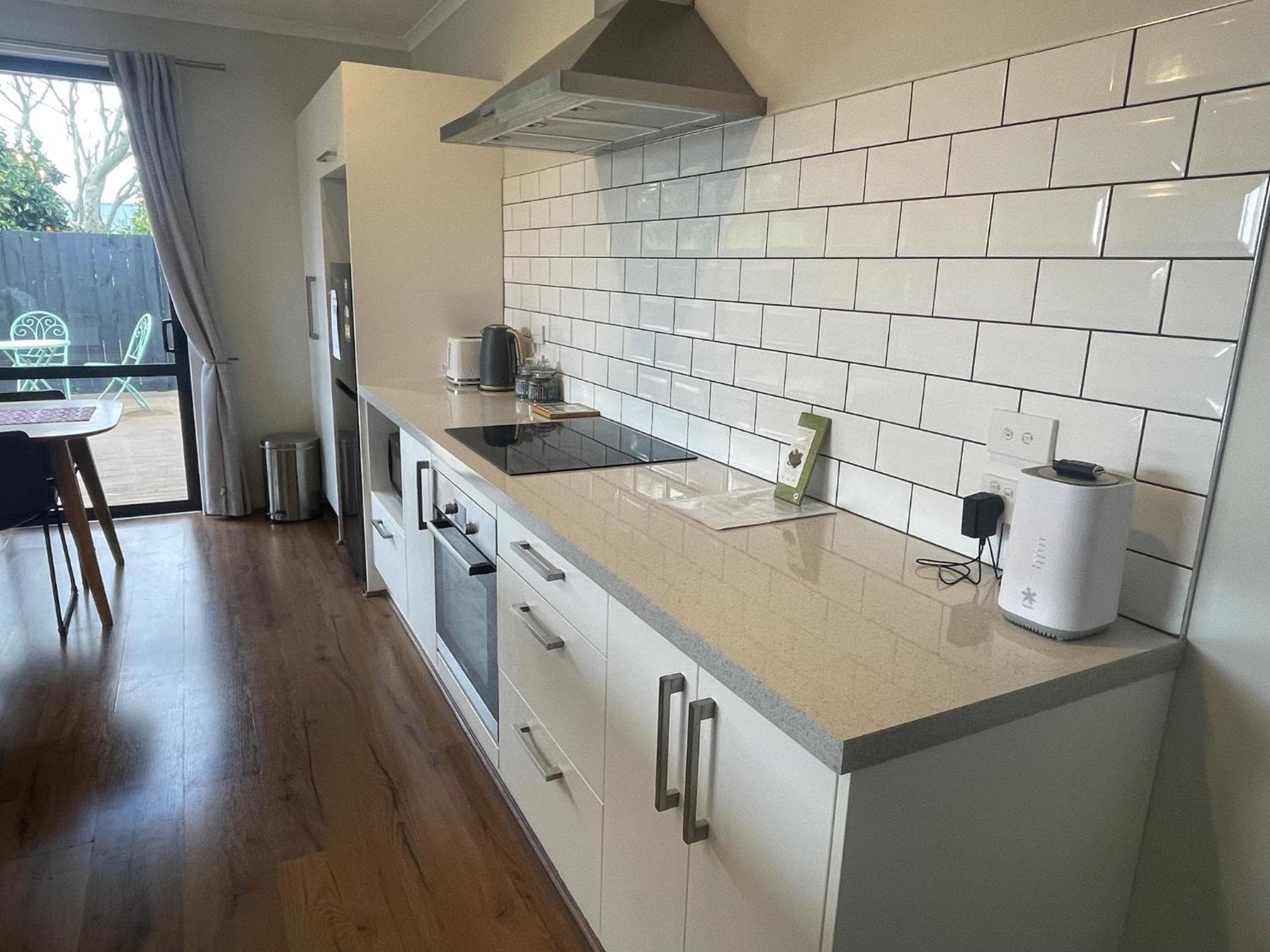 Central Te Awamutu Modern House photo 4