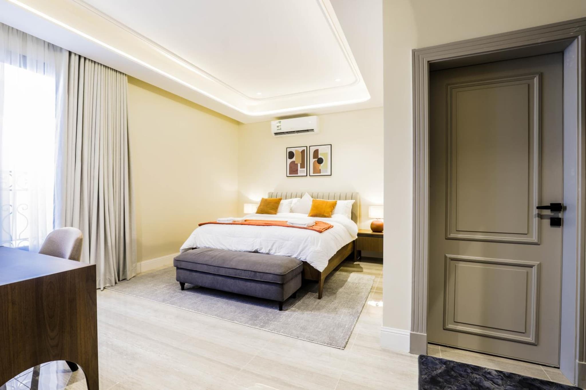 Stylish 3 Bedroom unit w Self Check In, Balcony and Luandary photo 5