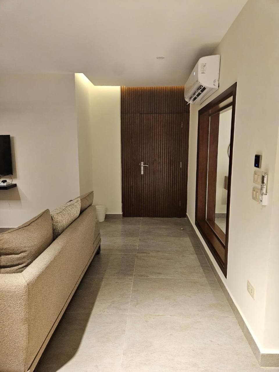 The Luxe Retreat and Uniqueness photo 2
