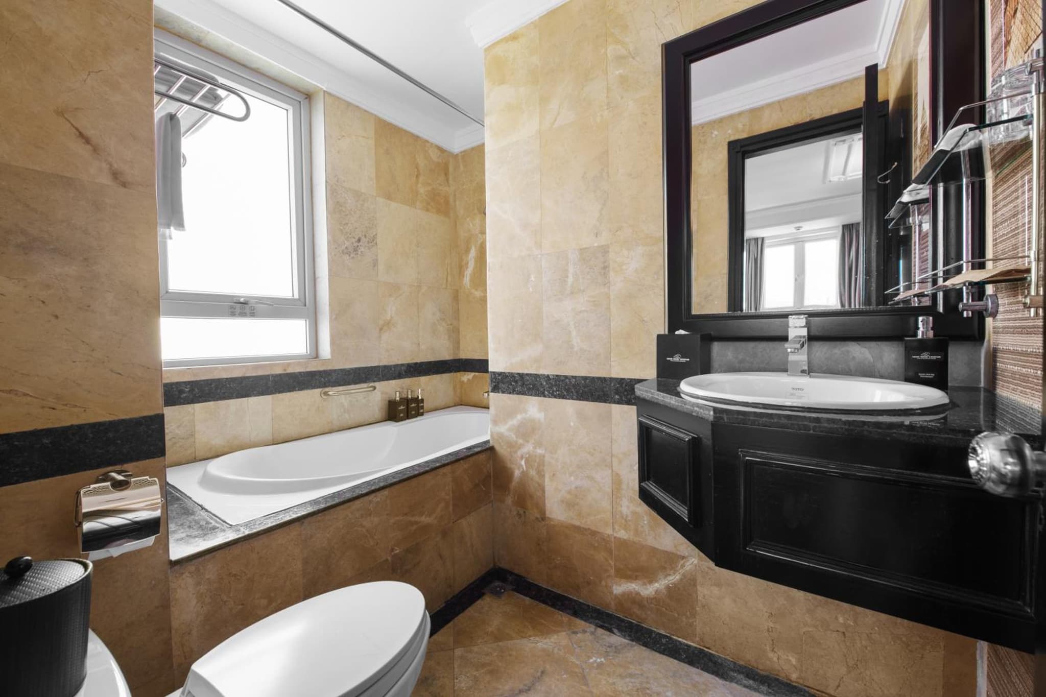 Ninh Binh Legend Hotel photo 4