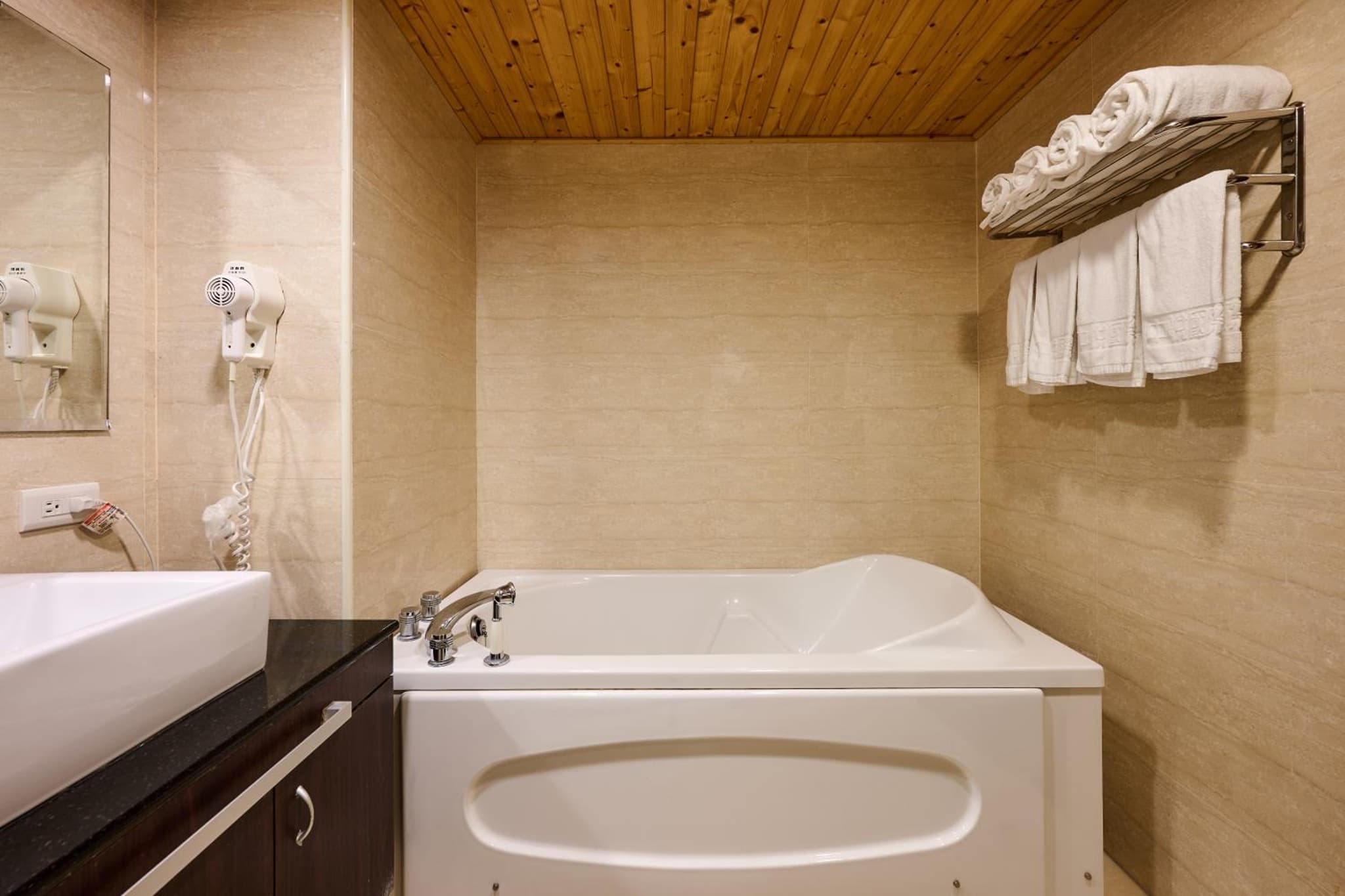 Chong Yu Hotel photo 6