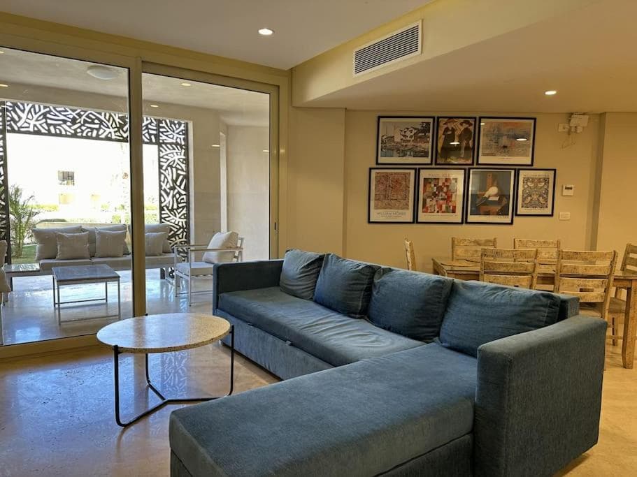 Chic 3BR Ground Free Beach & Pool access at Mangroovy