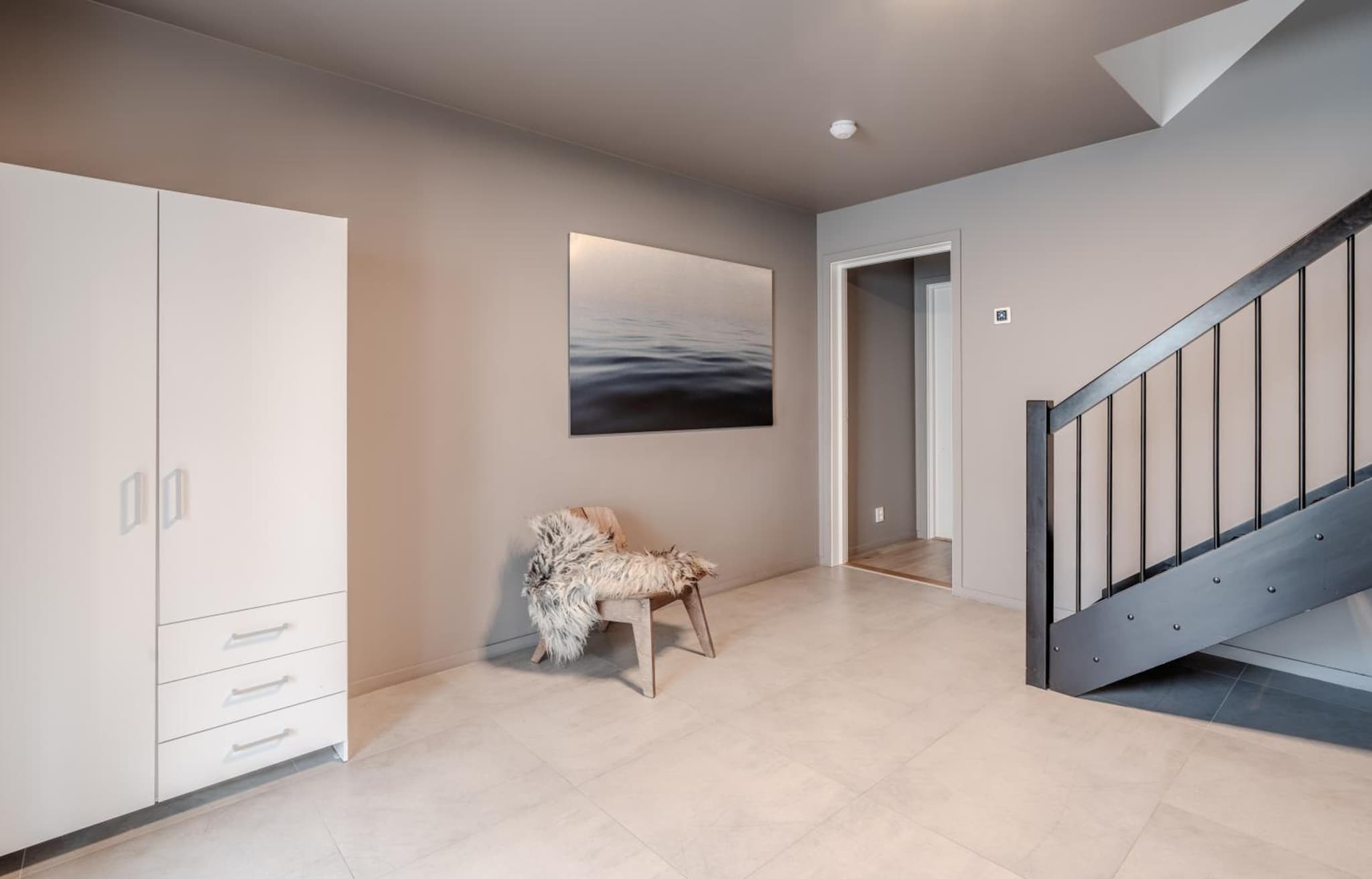 Staying Apt 3 - New and modern photo 7