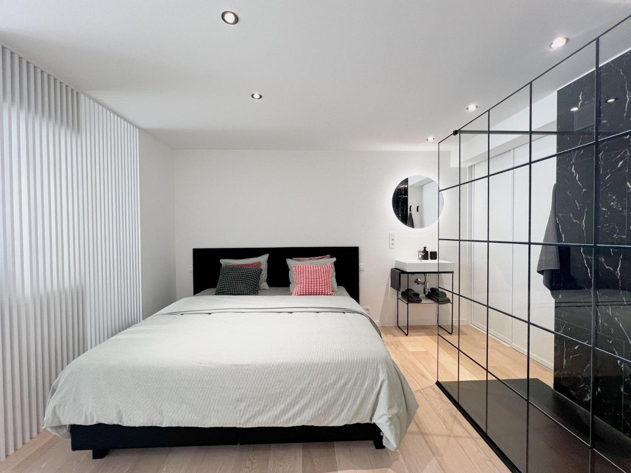 Ruime, rustige studio centrum Oostende photo 5