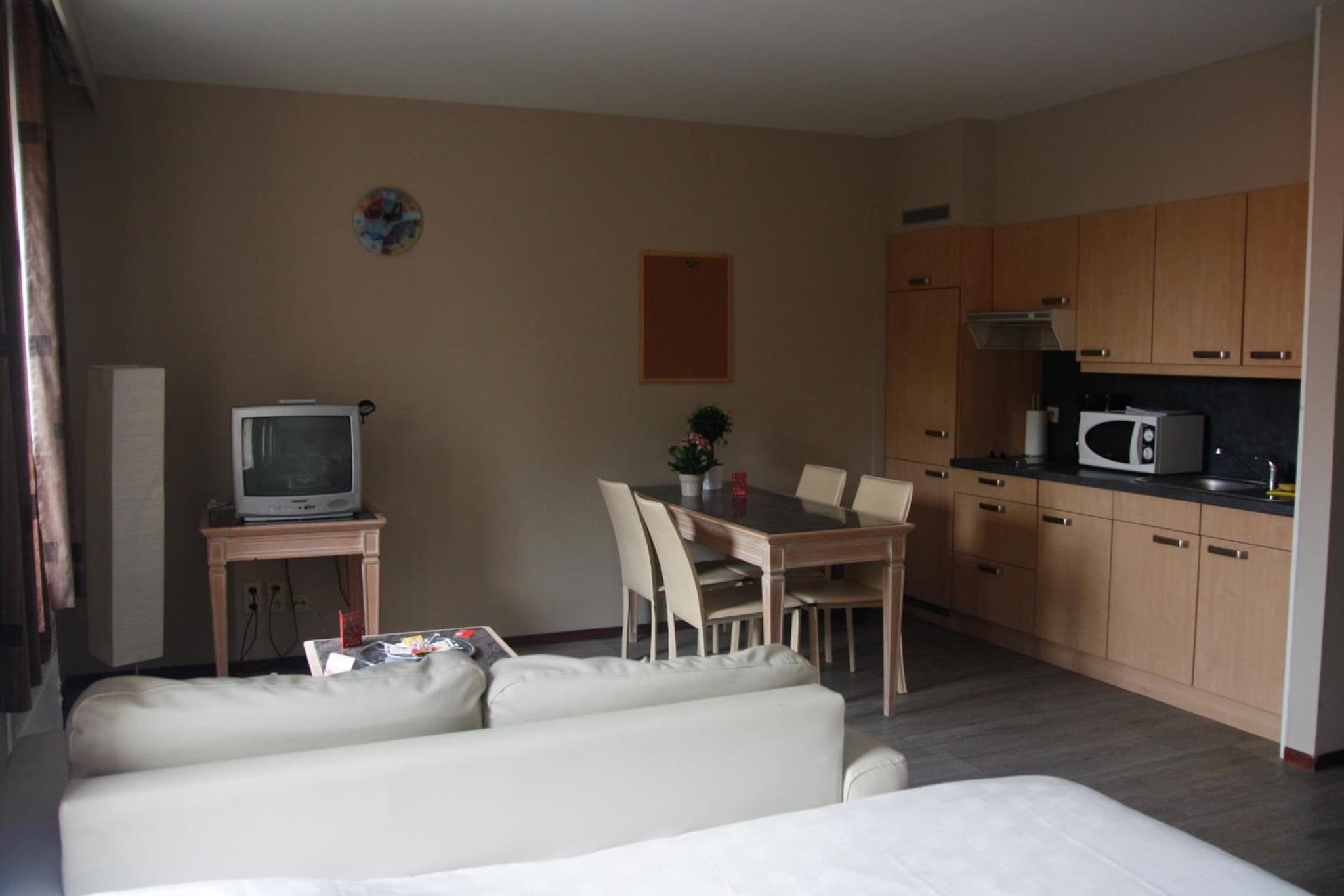 Ambassador Suites Antwerp photo 5