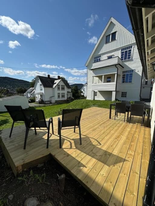 6 sov l Perfekt for StayCATION photo 8