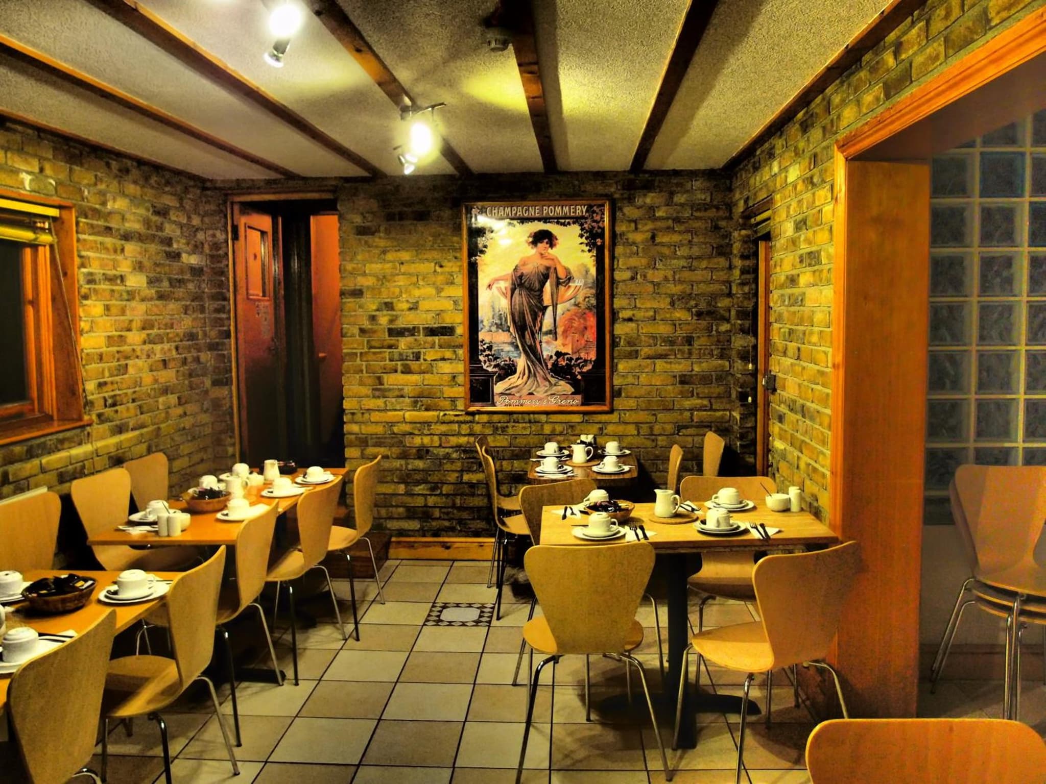 restaurant