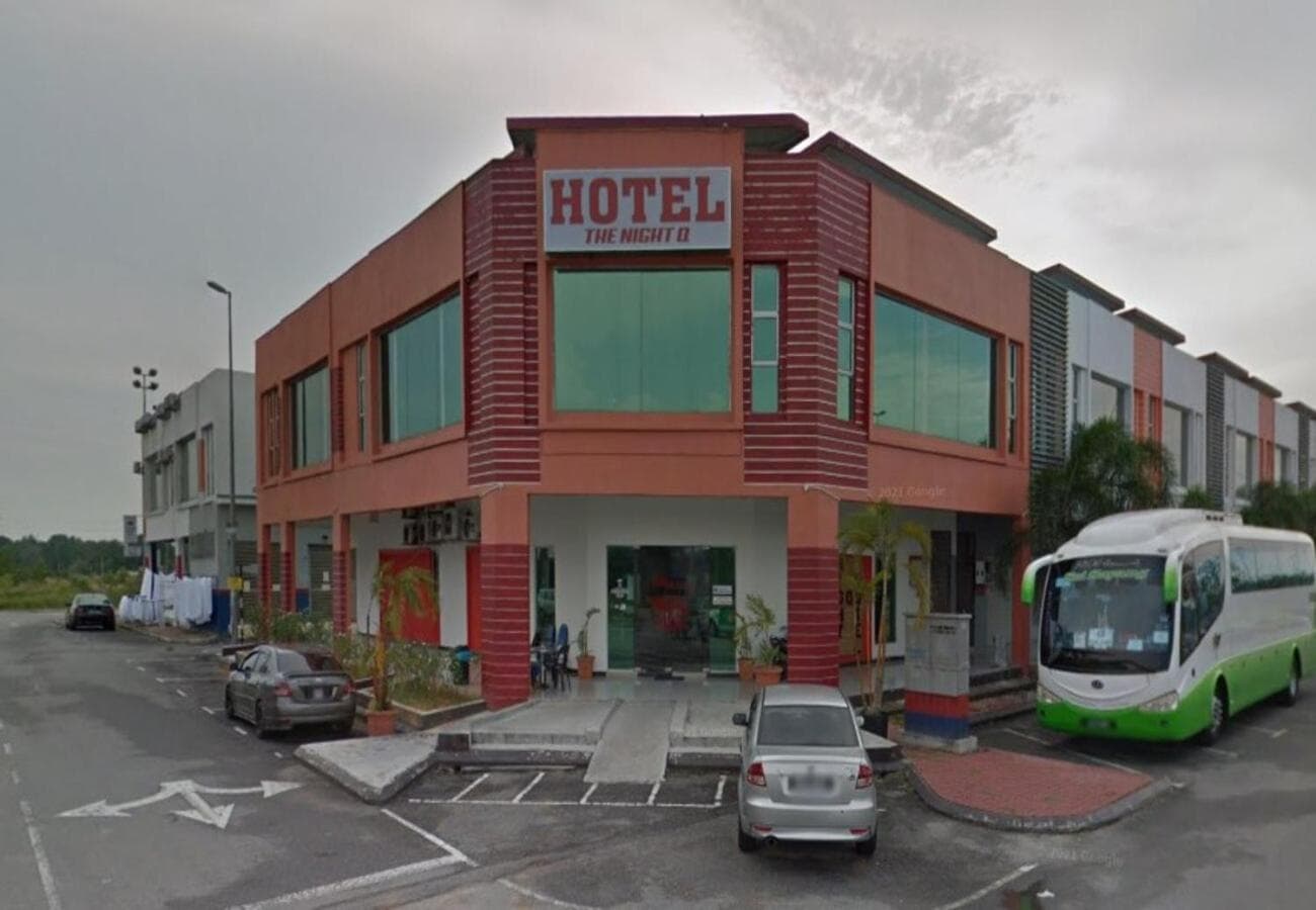 Night Queen Express Hotel KLIA T1 and KLIA T2