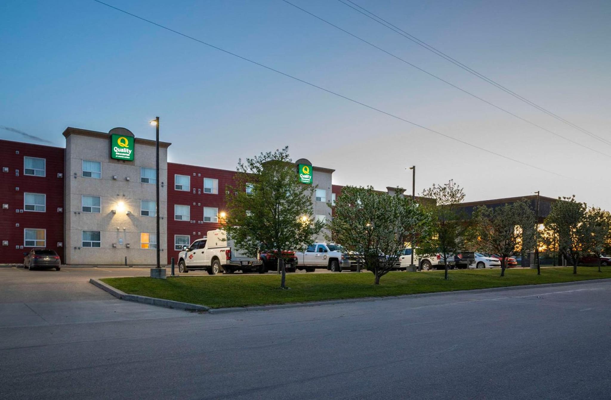 Quality Inn & Suites Whitecourt photo 2