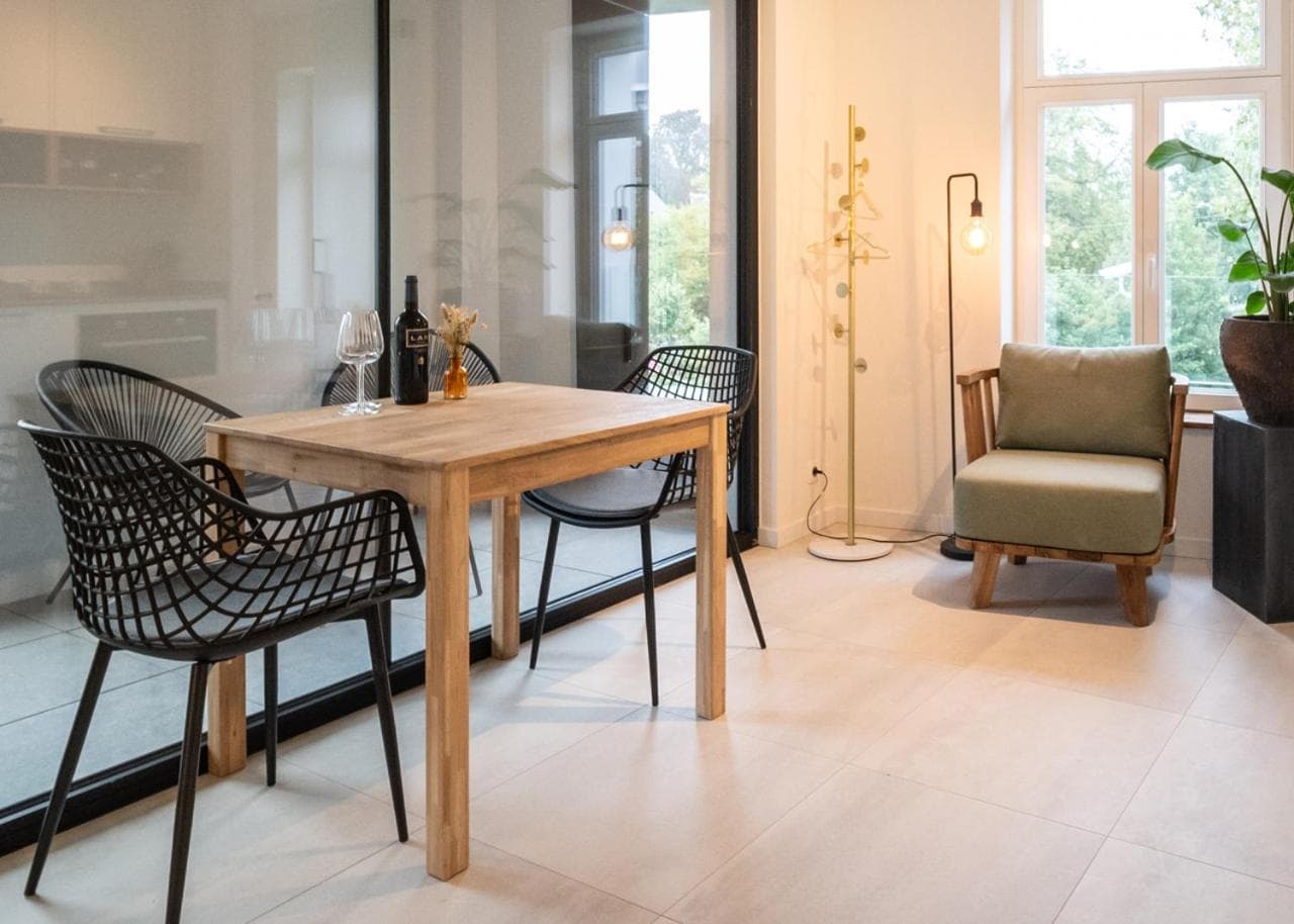 Mavue kamer met terras