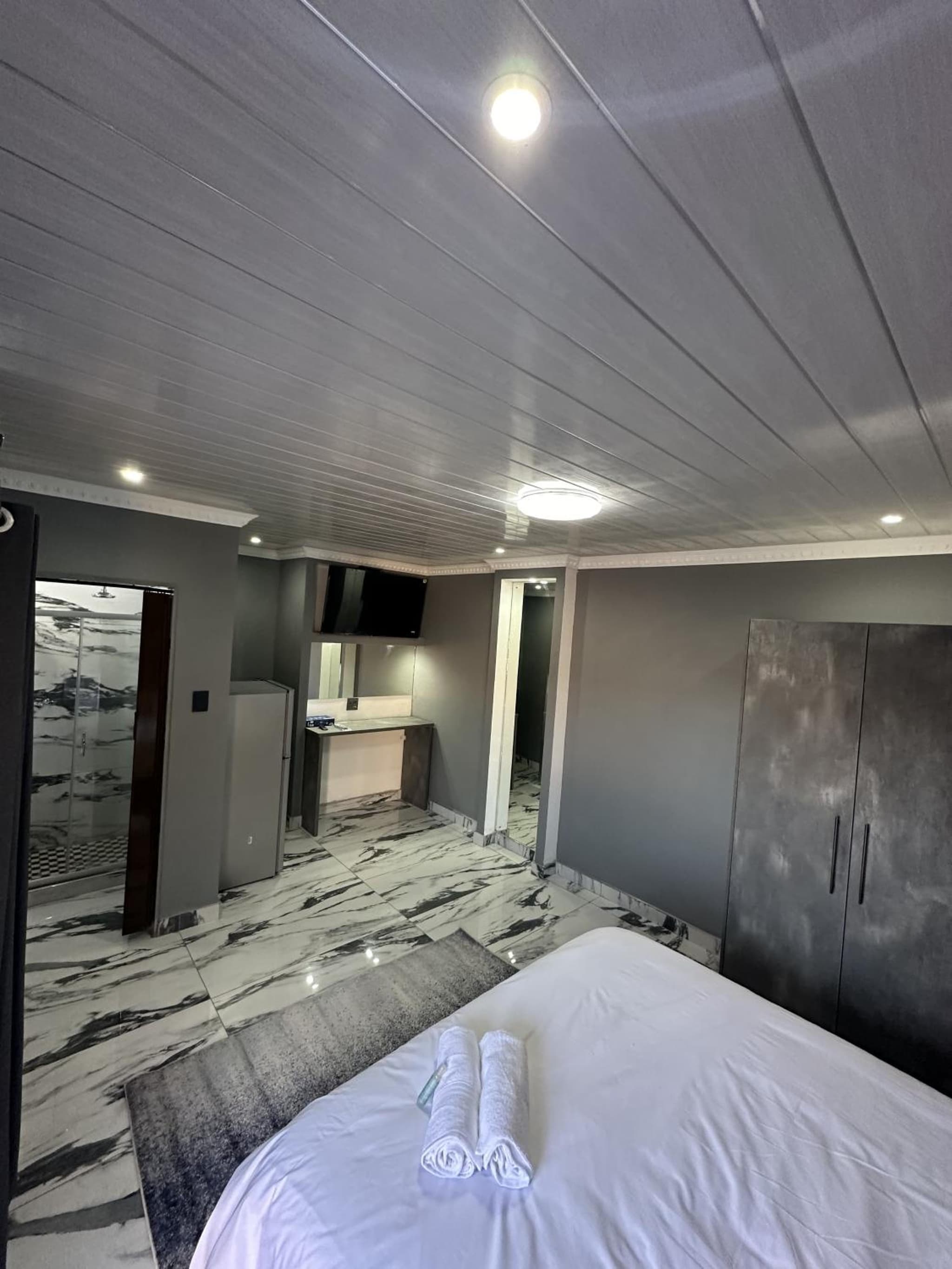 Harry's Luxury Guest House photo 4