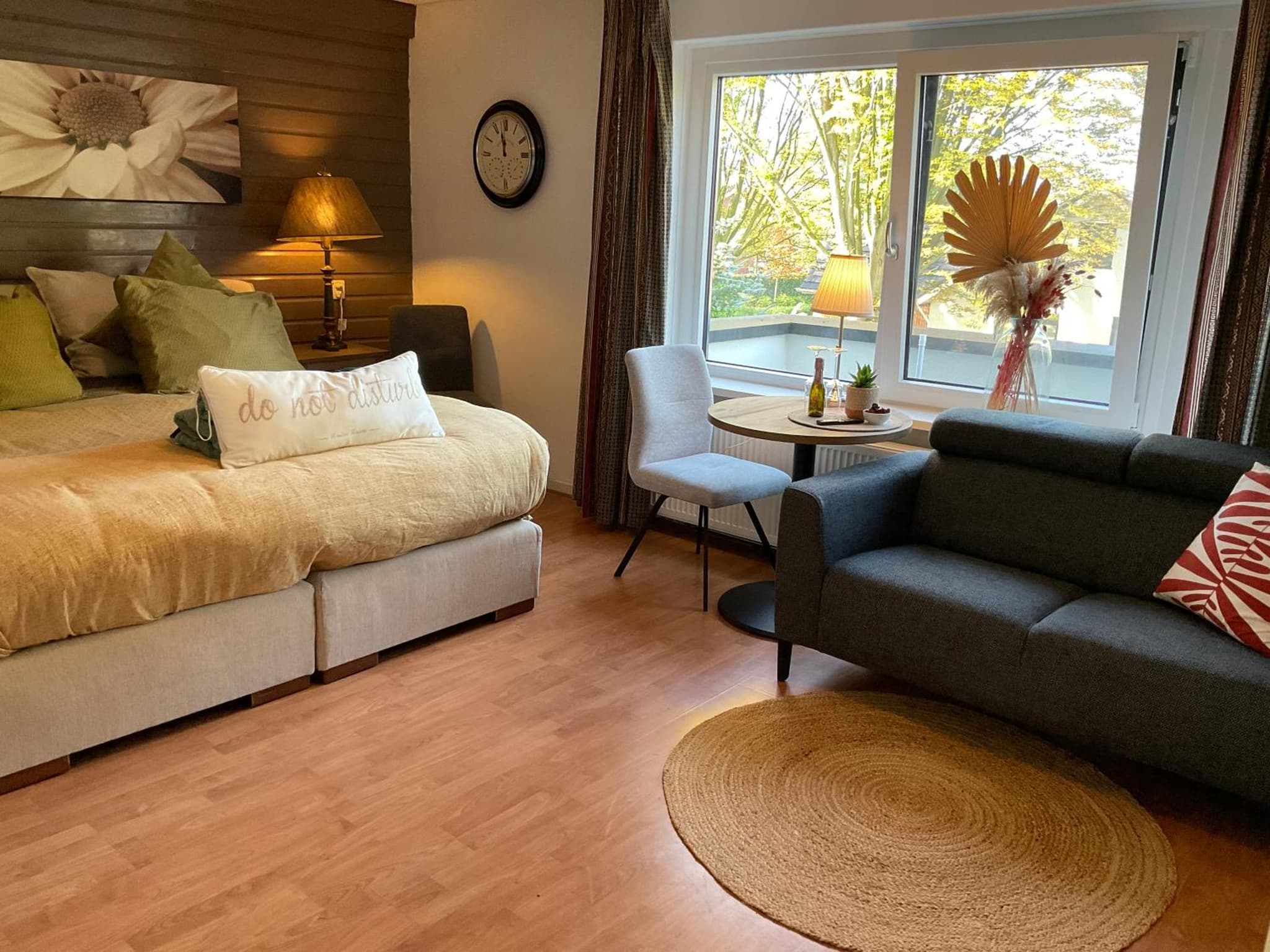 Comfortabele Familie Suite met 2 slaapkamers, airco, balkon, speelzolder