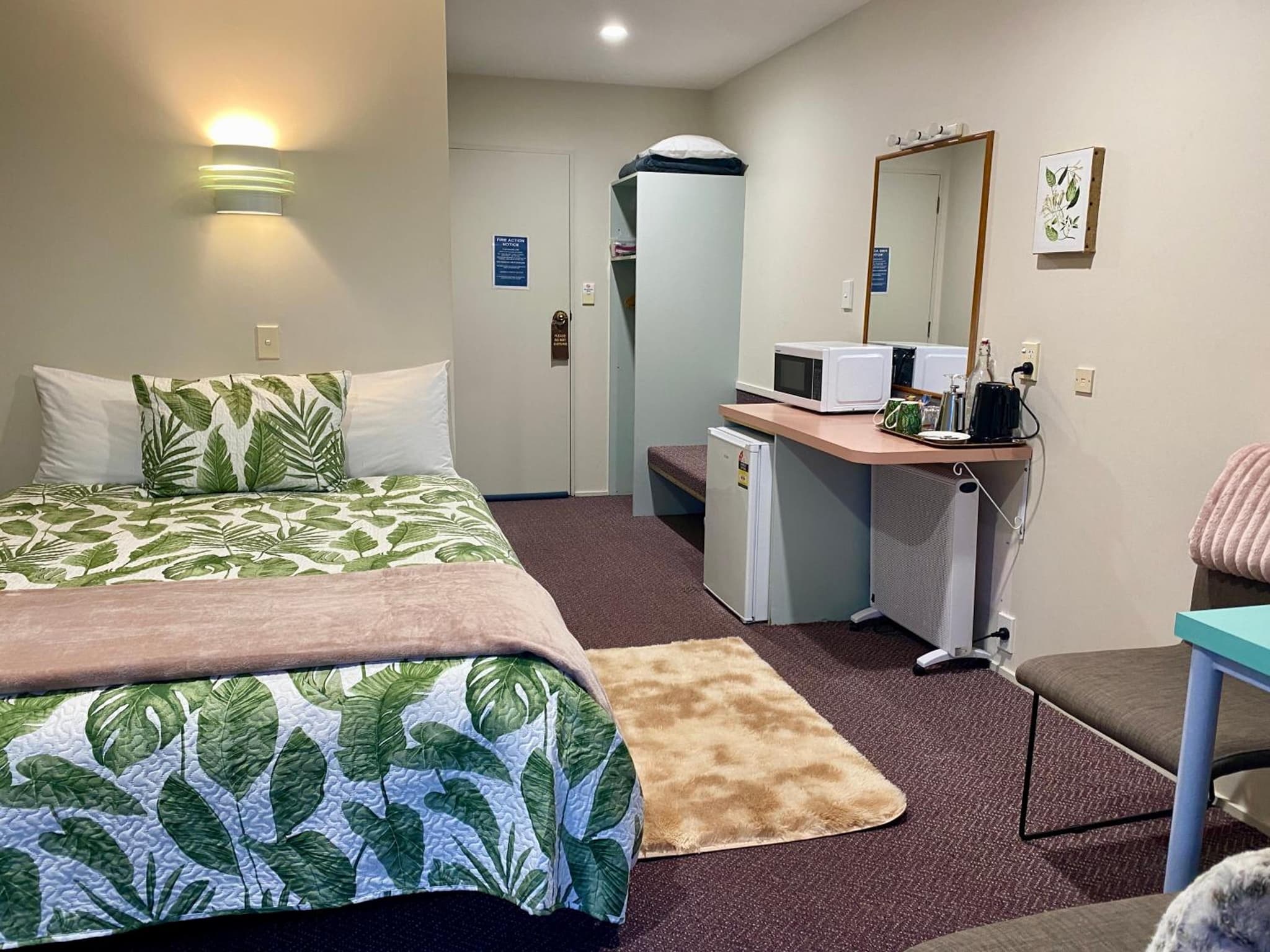 Heritage Park Lodge