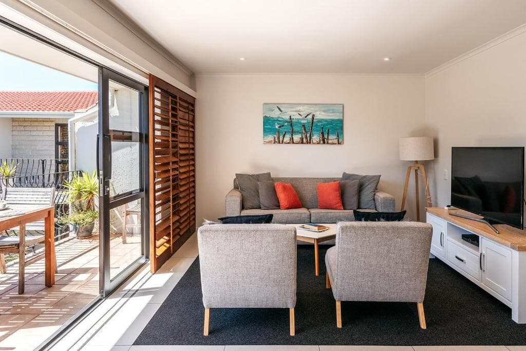 Onetangi Beach Apartments photo 9