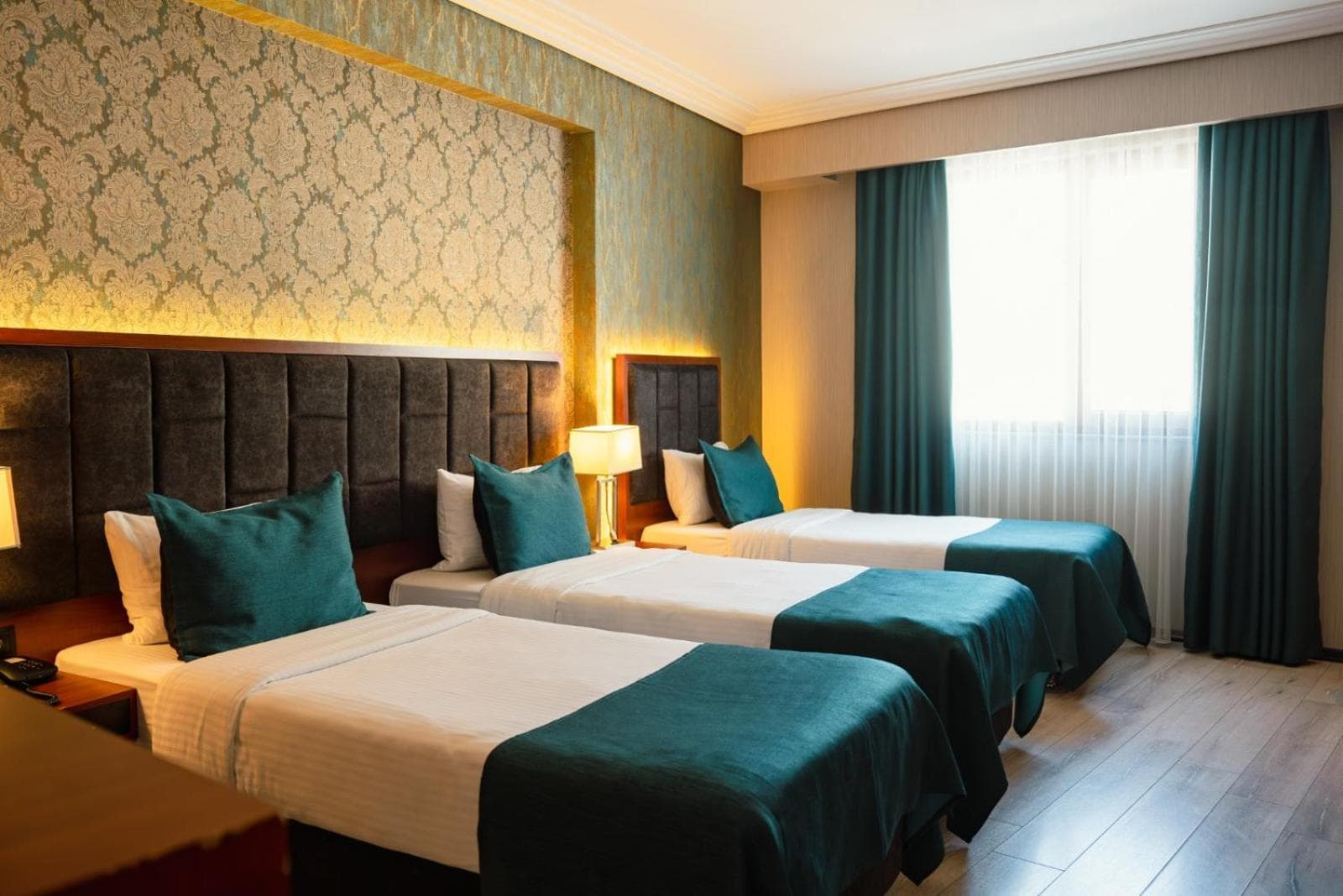 Grand Vaves Hotel photo 8