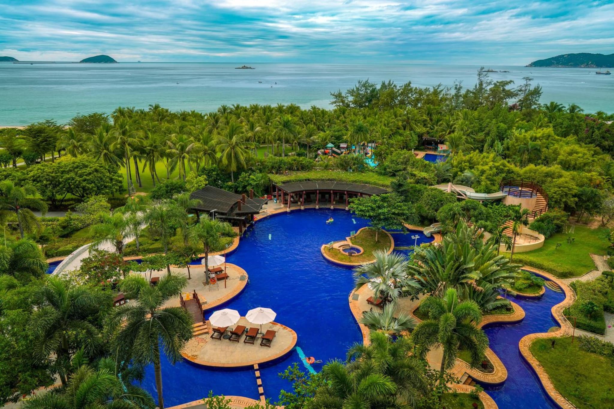 Yalong Bay Mangrove Tree Resort photo 3