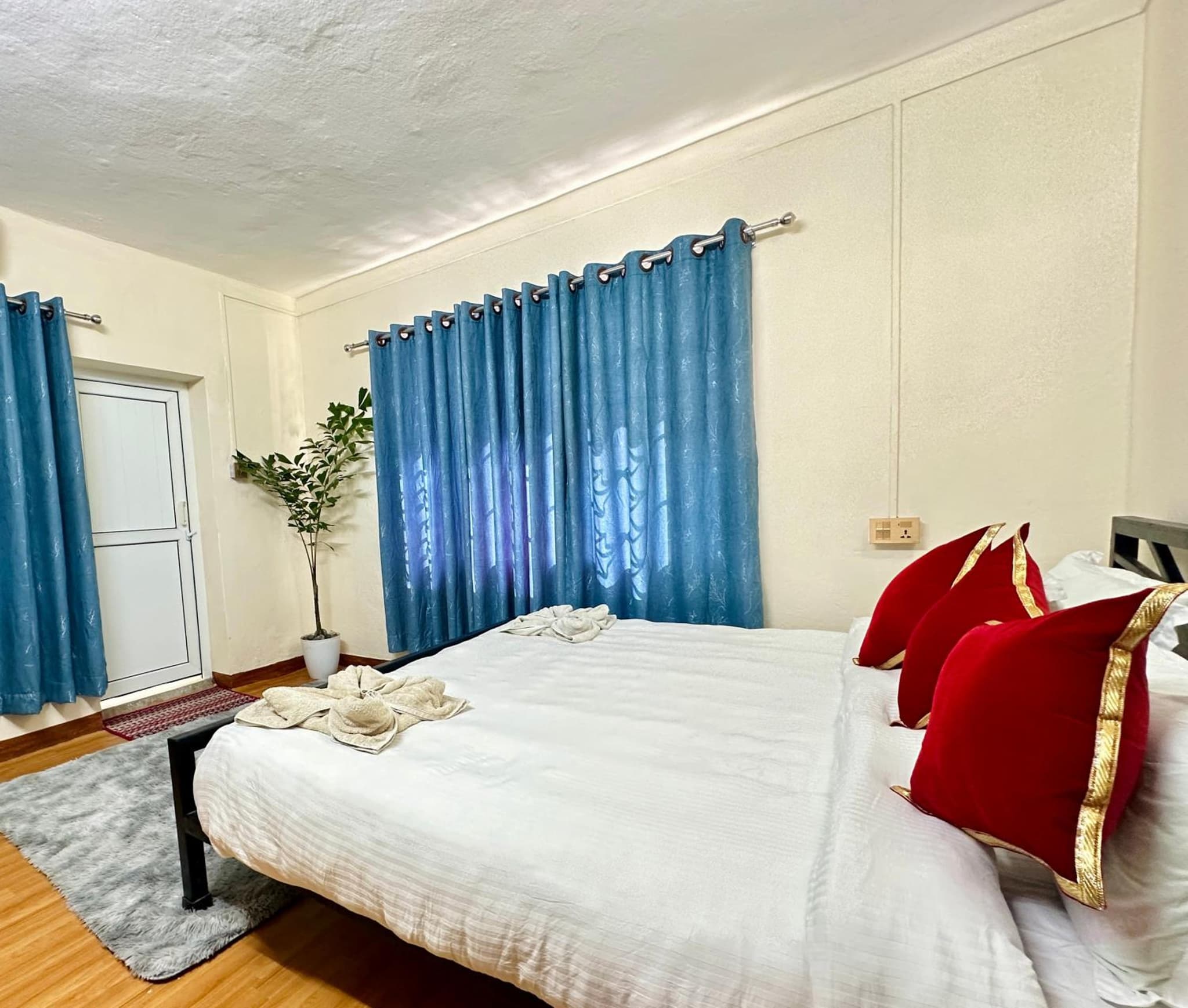 fireflies retreat home- Yoga, Sound Healing & Coworking Stay in Kathamndu photo 6