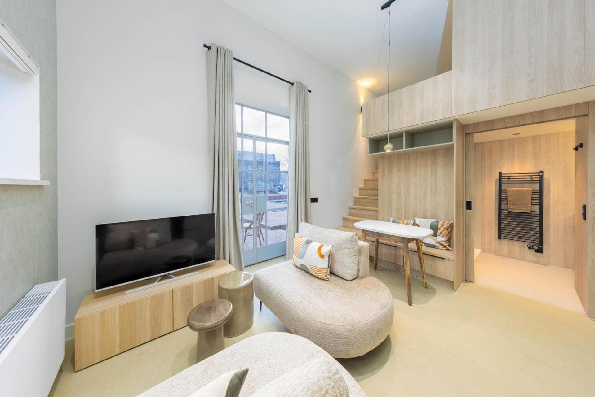 StayIn - Ede photo 2