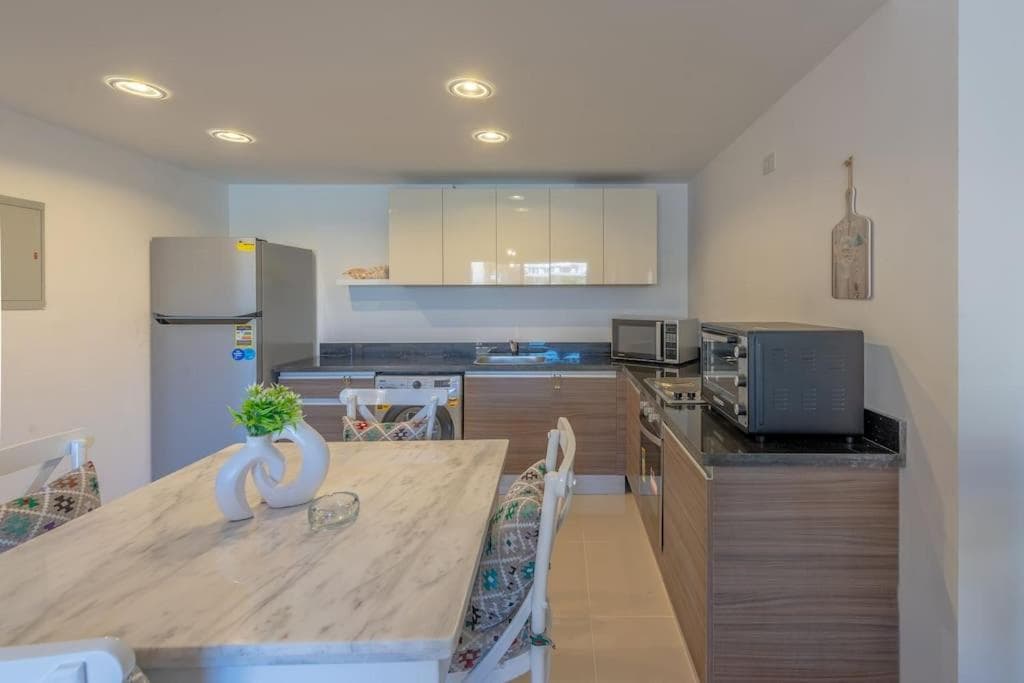 Chic 2 BR poolside Apartment at G-crib El Gouna photo 9