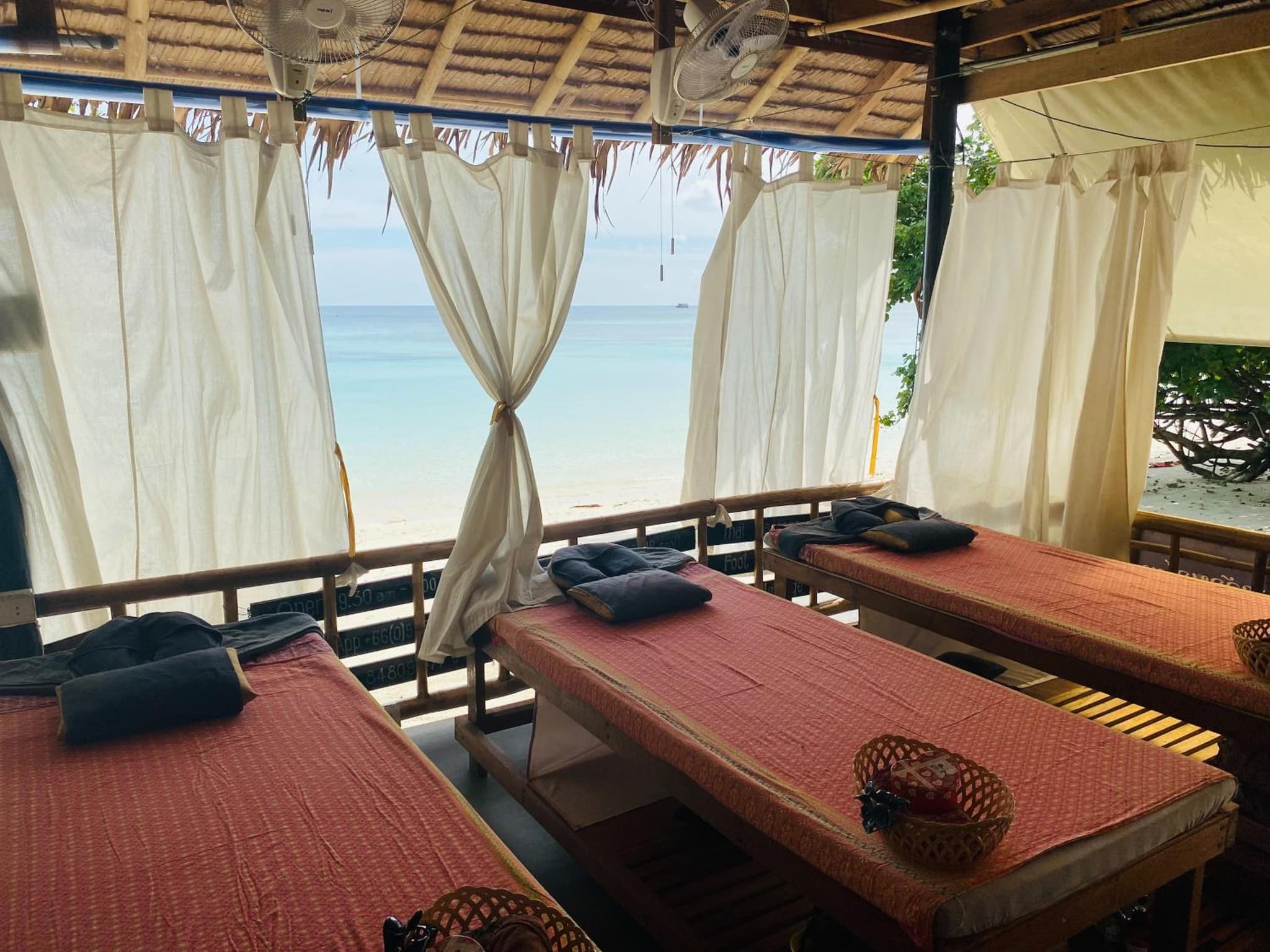 Bella Vista Beach Resort Koh Lipe photo 7