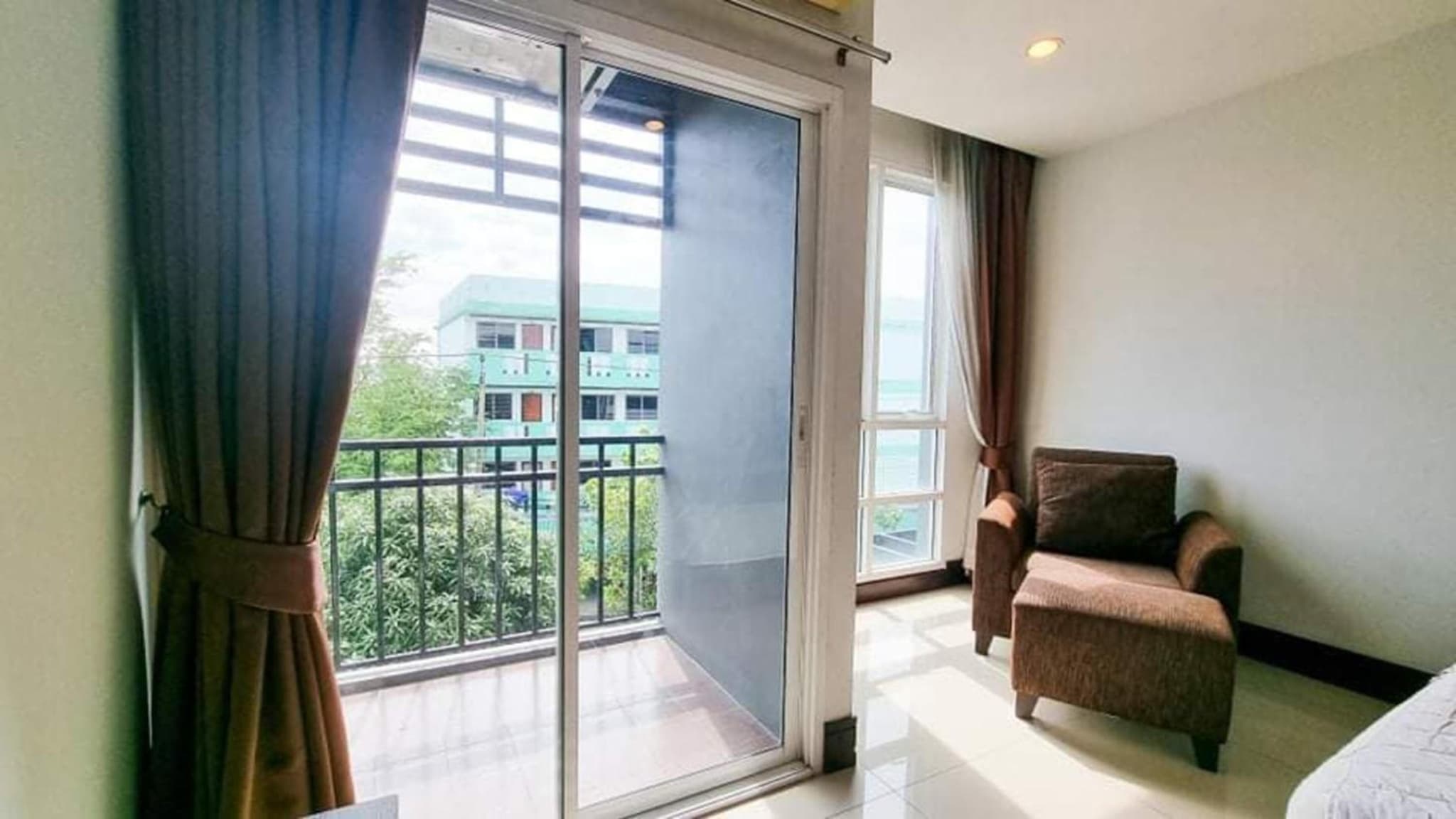 Crystal Suites Suvarnbhumi Airport photo 3