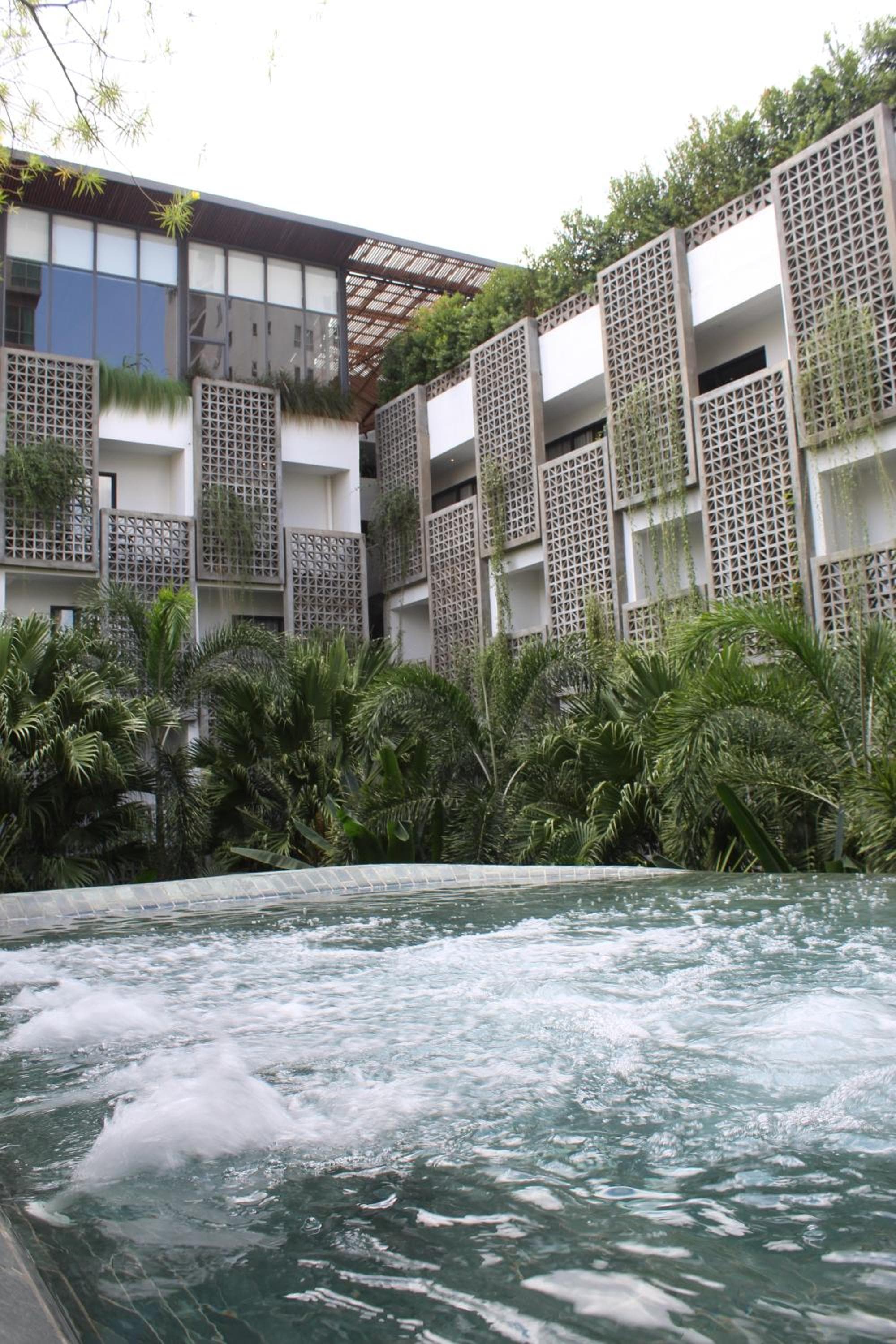 Baitong Hotel & Resort Phnom Penh photo 7