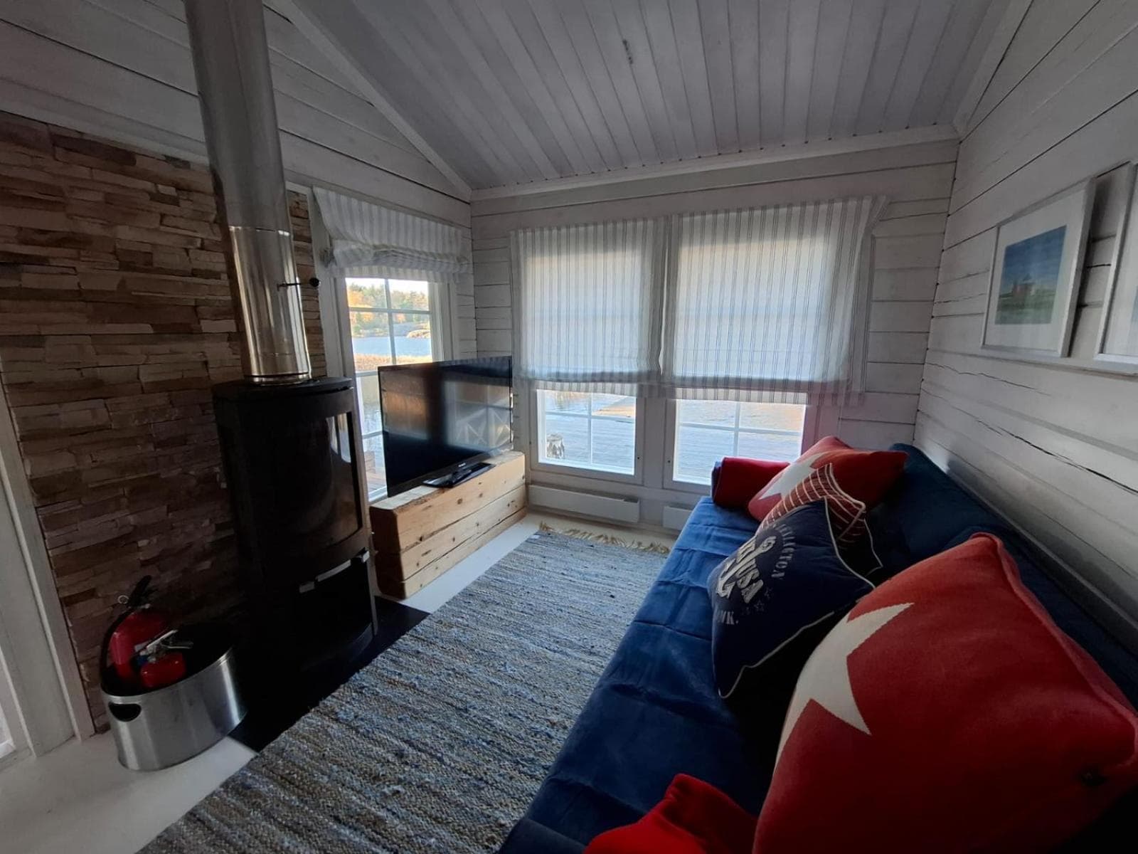 Villa Mats - Private property with seaside sauna photo 4