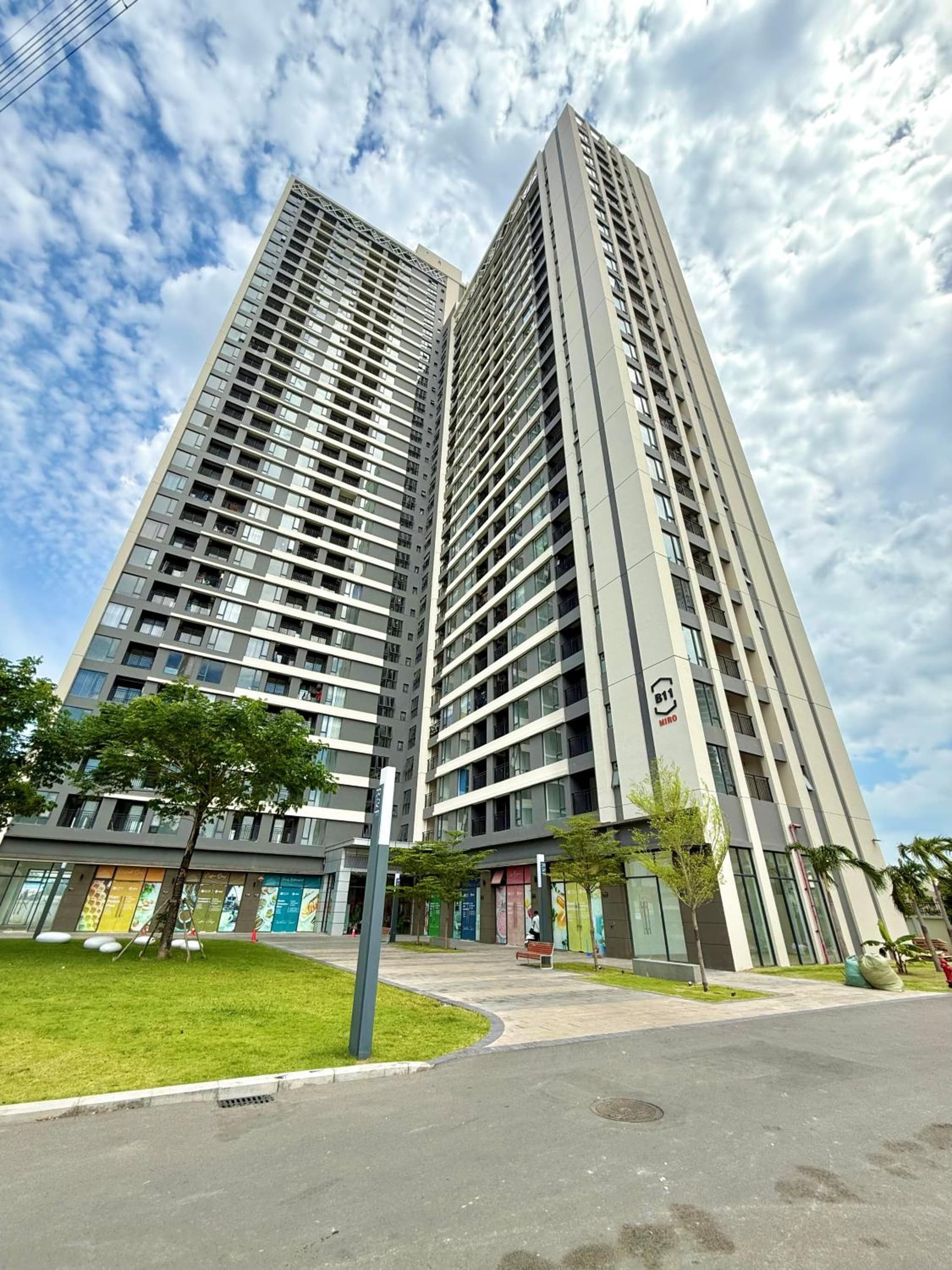 R Residences photo 3
