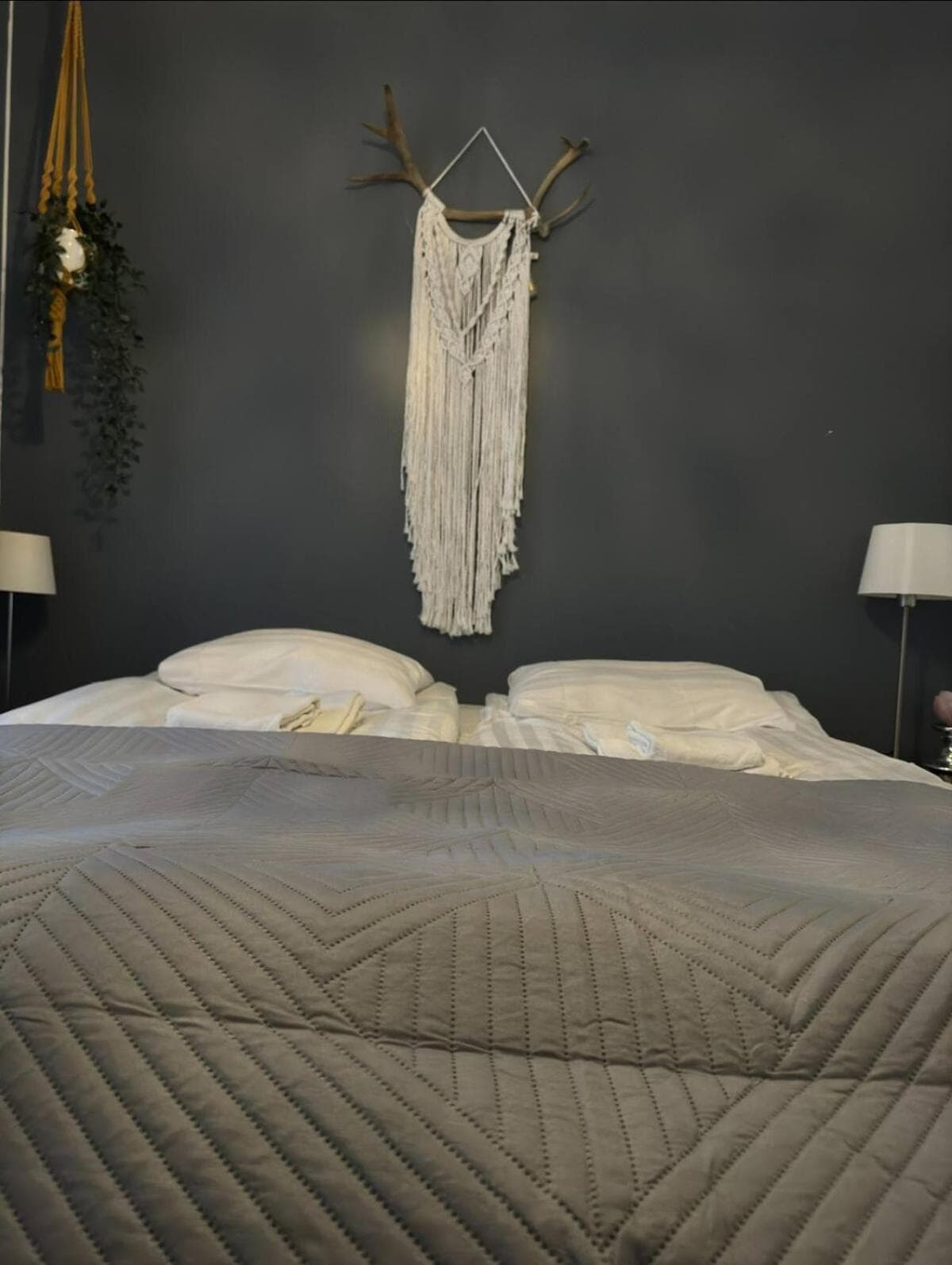 Cozy home near Santa photo 2
