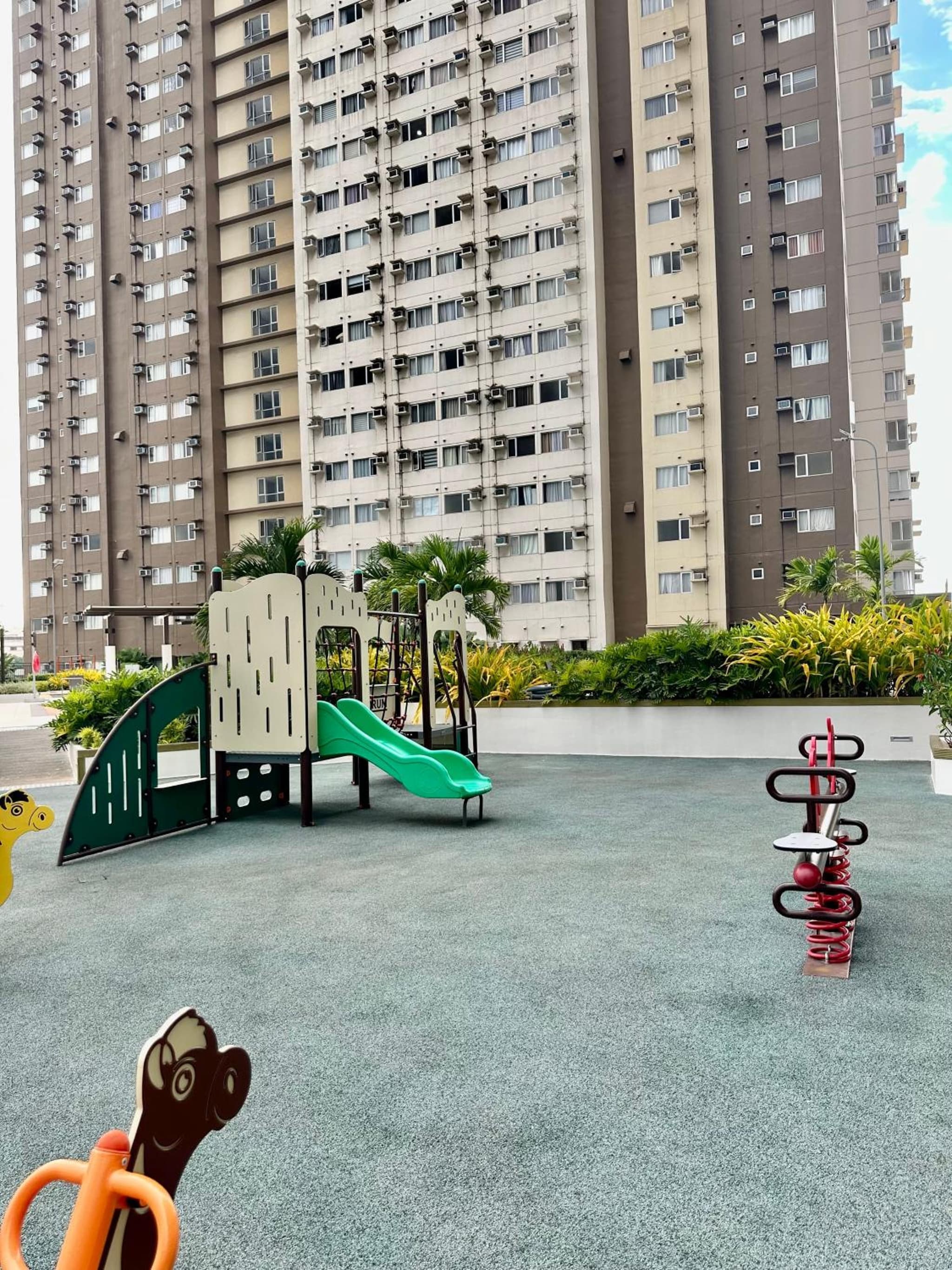 Classy Studio Unit at Aspira Towers photo 6