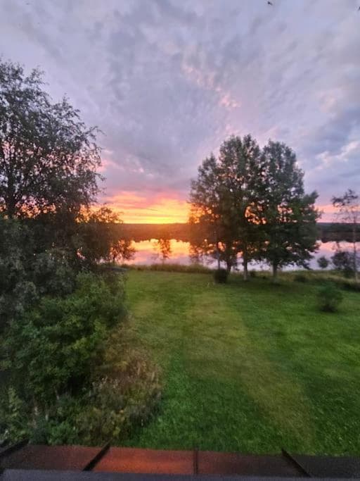 Spacious 3BR Riverside Villa with Private Sauna photo 7
