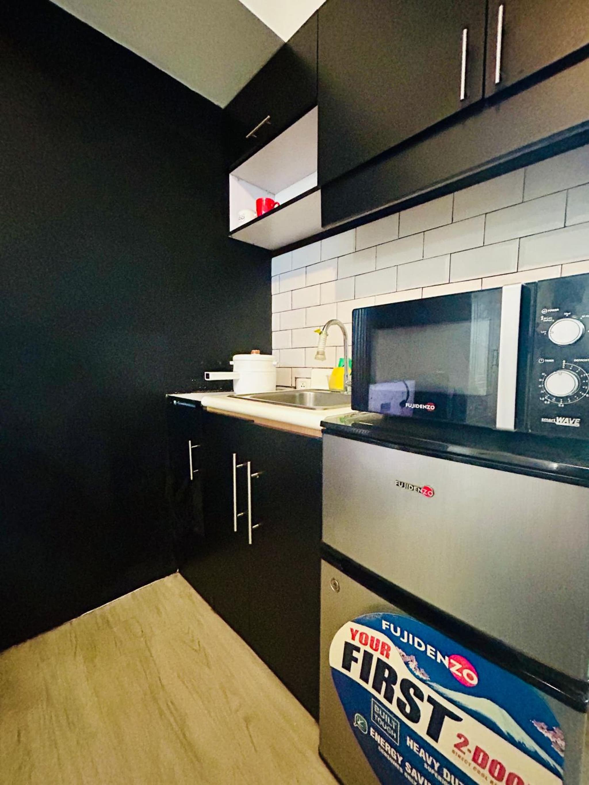 Cozy Studio Unit Near MRT Shaw & Malls photo 6