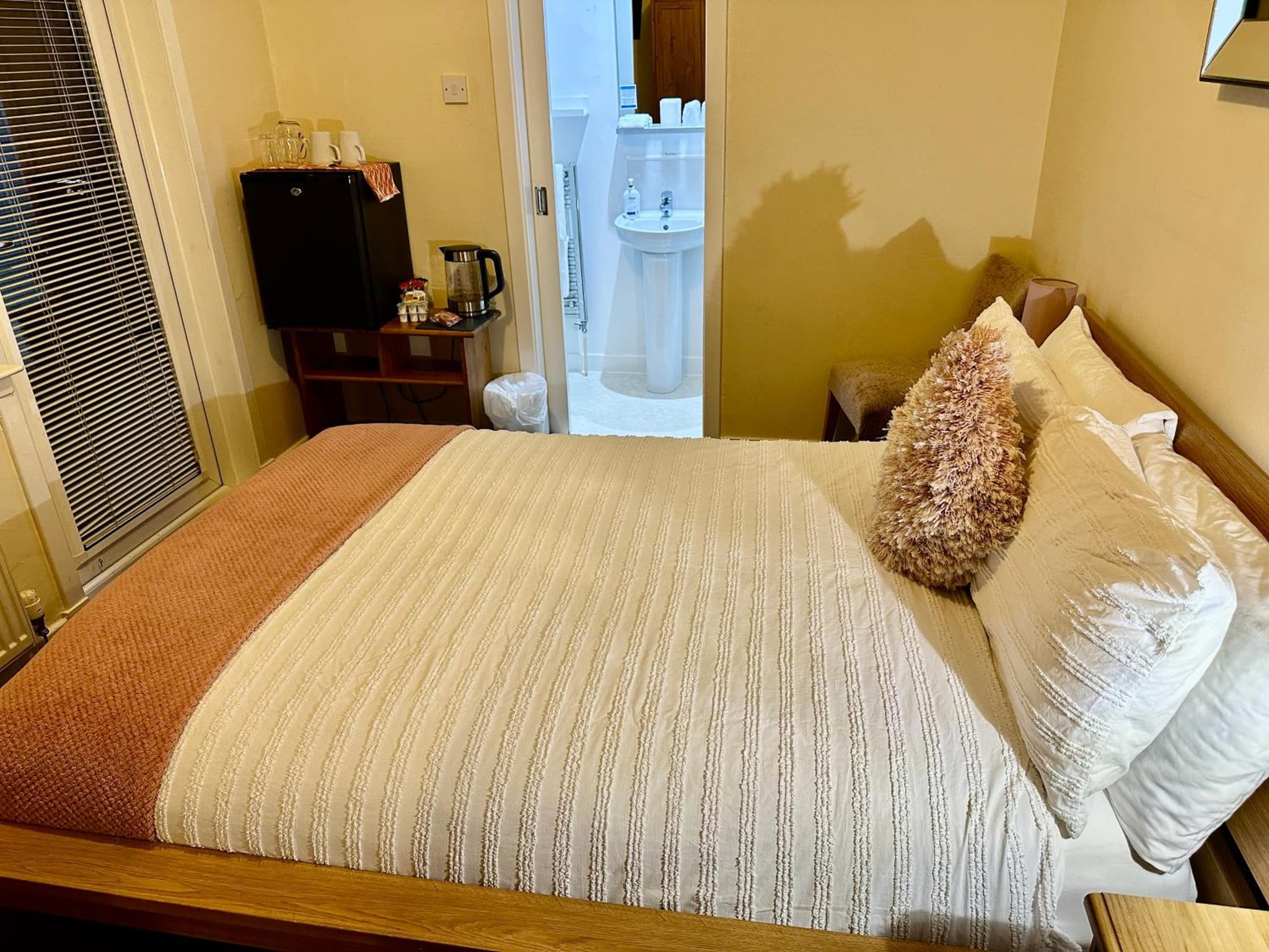 The Elbow Room photo 9