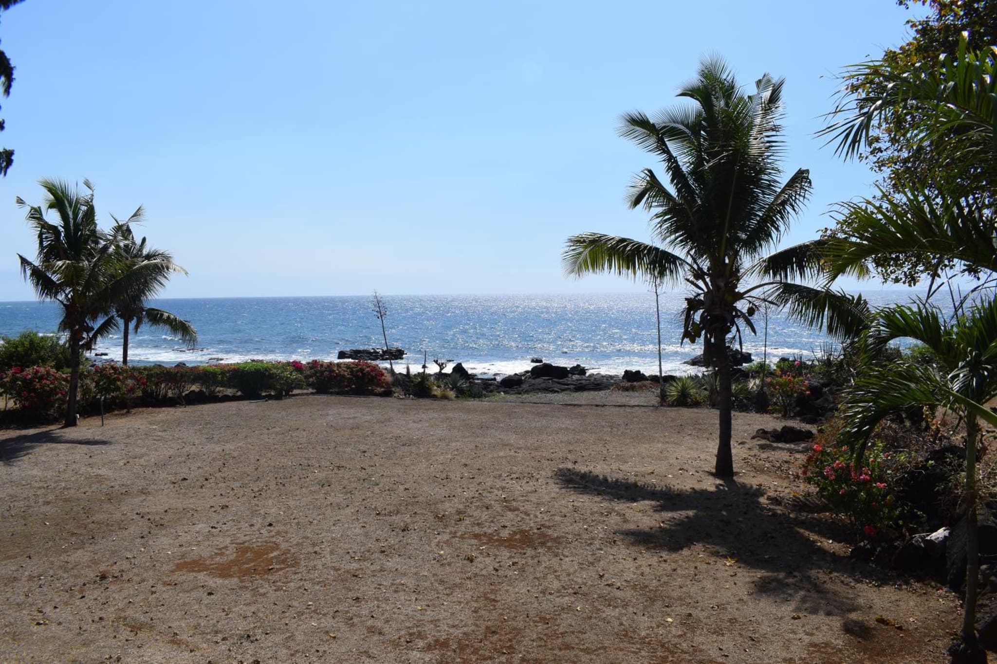 Le Rocher Sea Front Villa photo 8