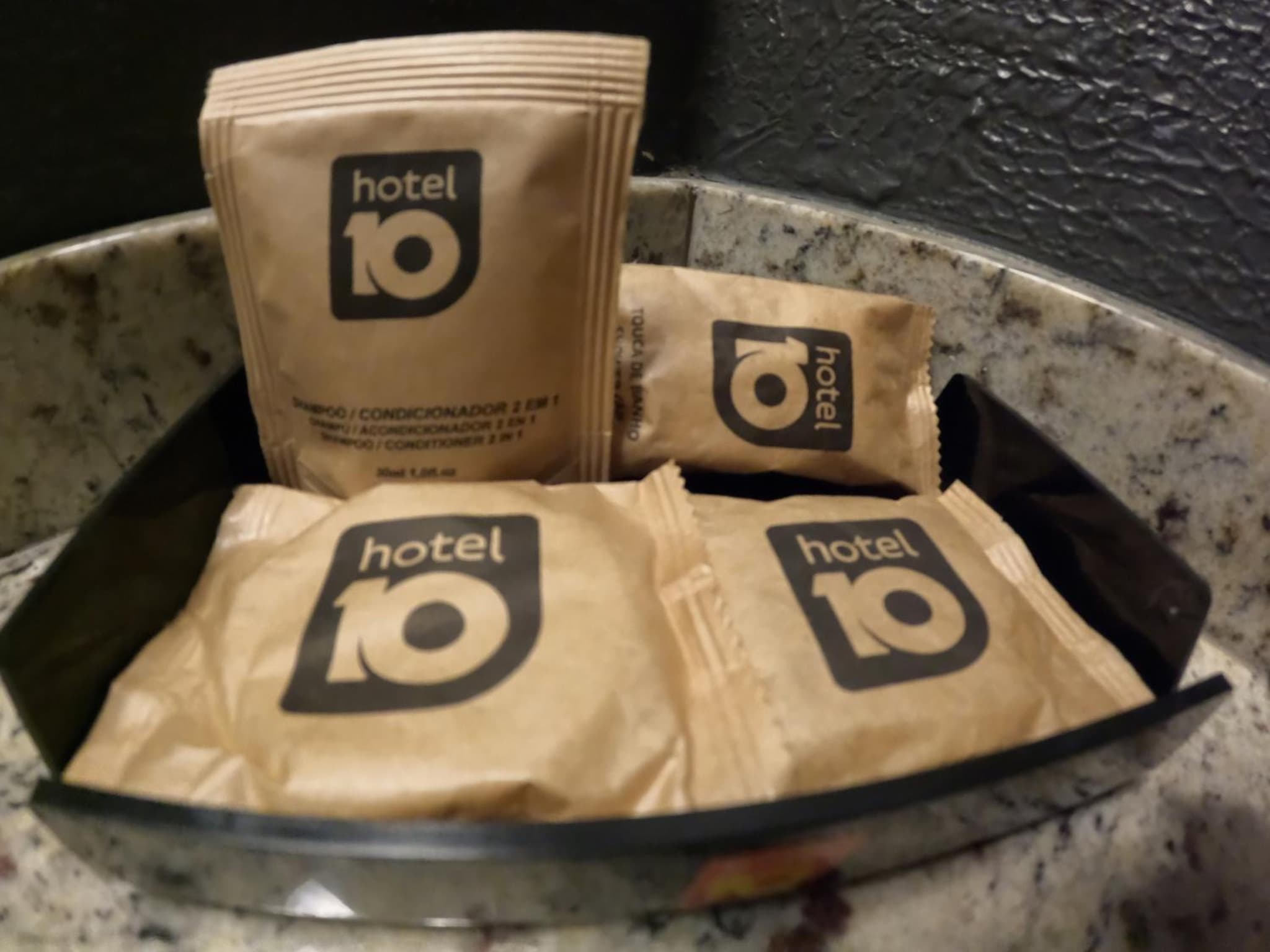 Hotel 10 Itajai/Navegantes photo 2