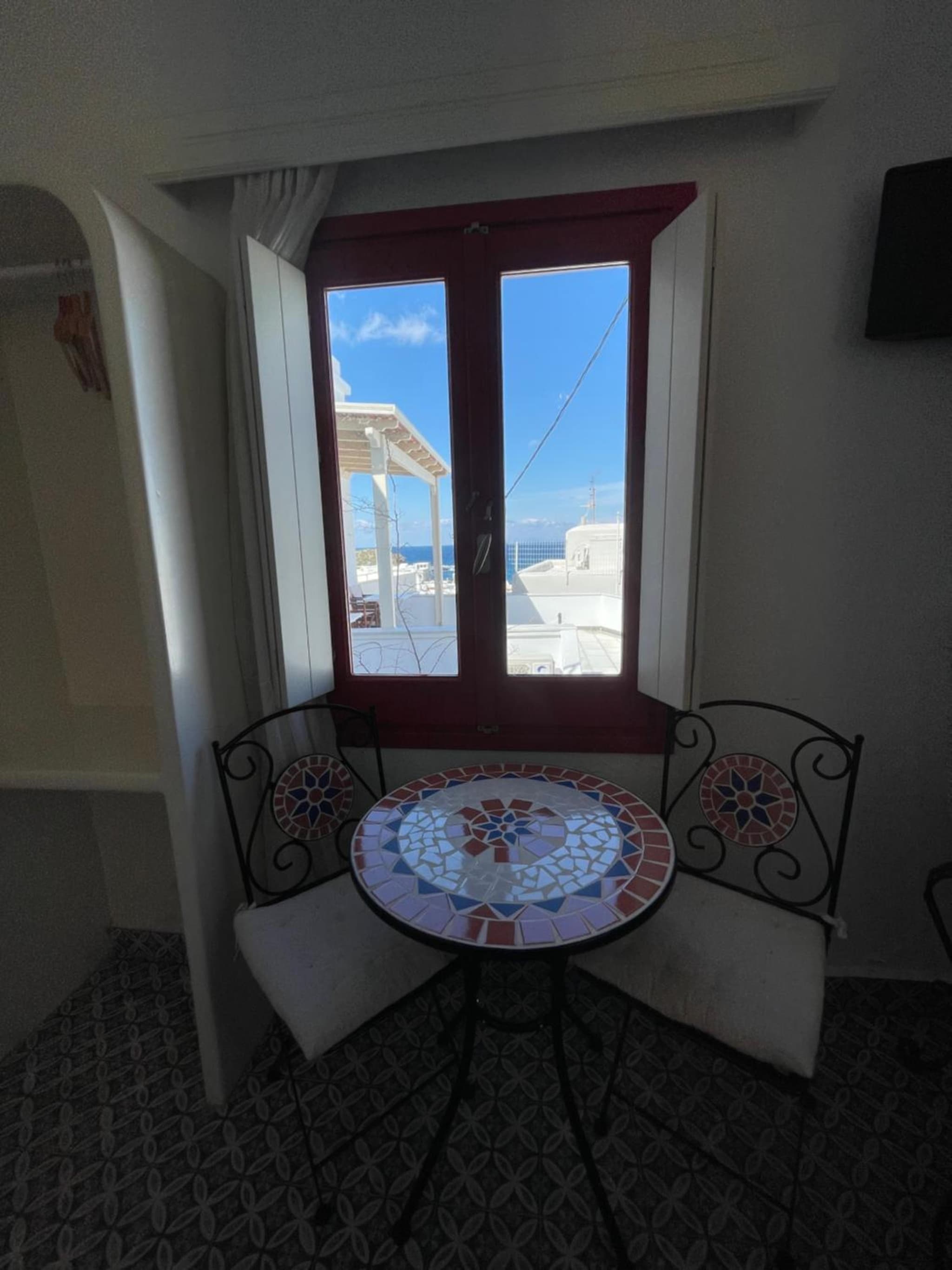 Burgos Barrio Naxos photo 4