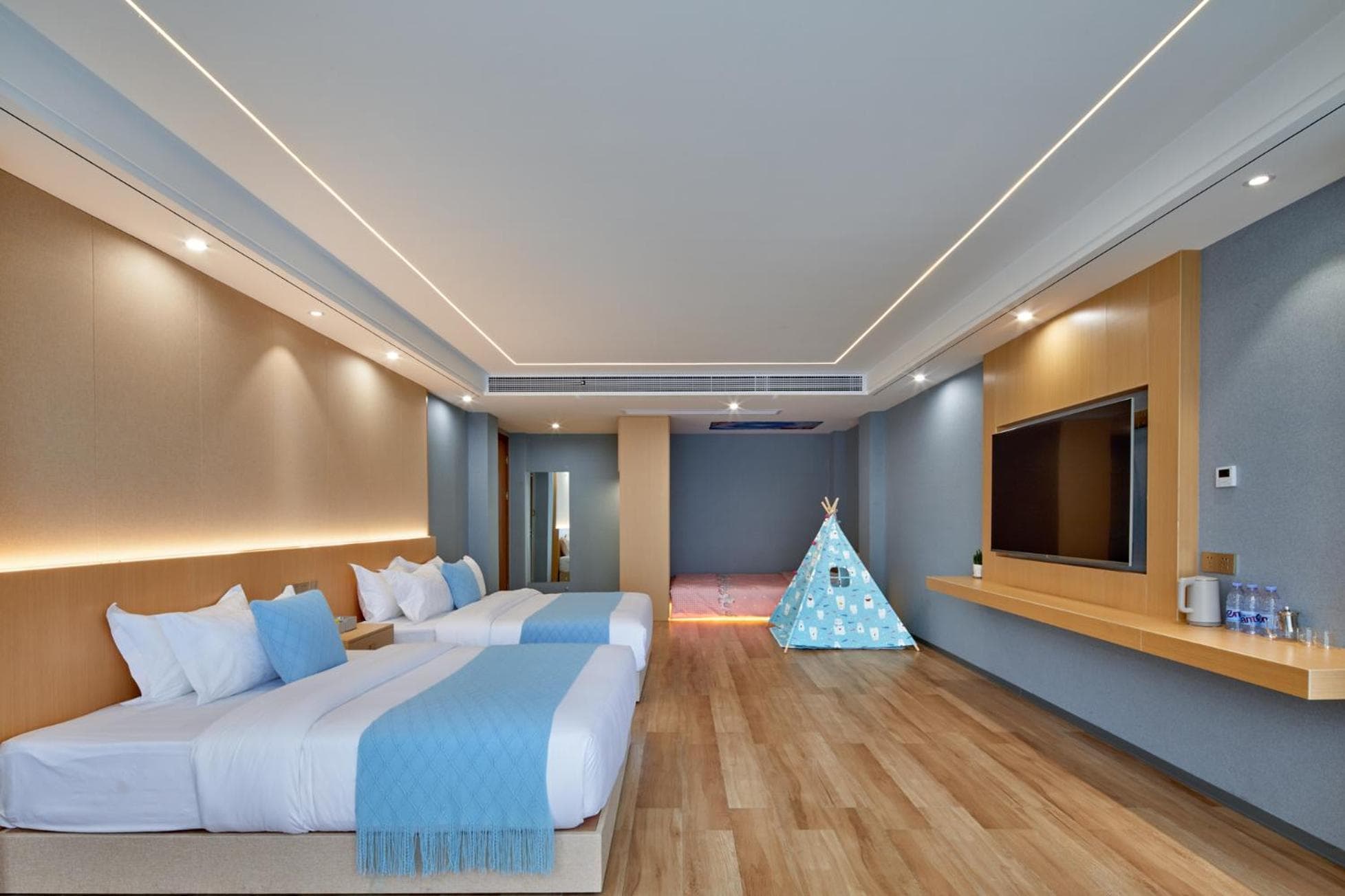 Yangshuo Lakeside Inn photo 2
