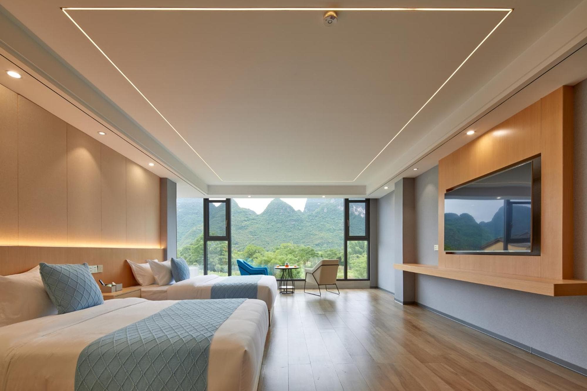 Yangshuo Lakeside Inn photo 9