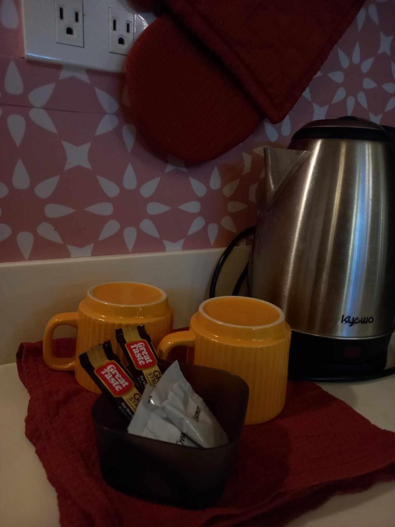 Azure Staycation - Metroshore photo 8