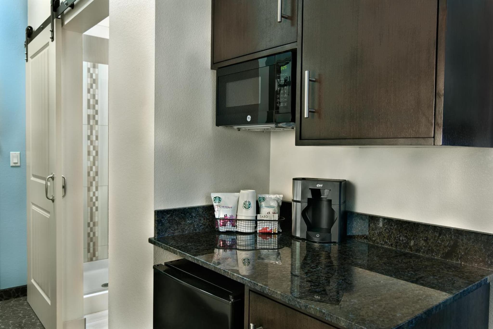 Oxford Suites Bellingham photo 3