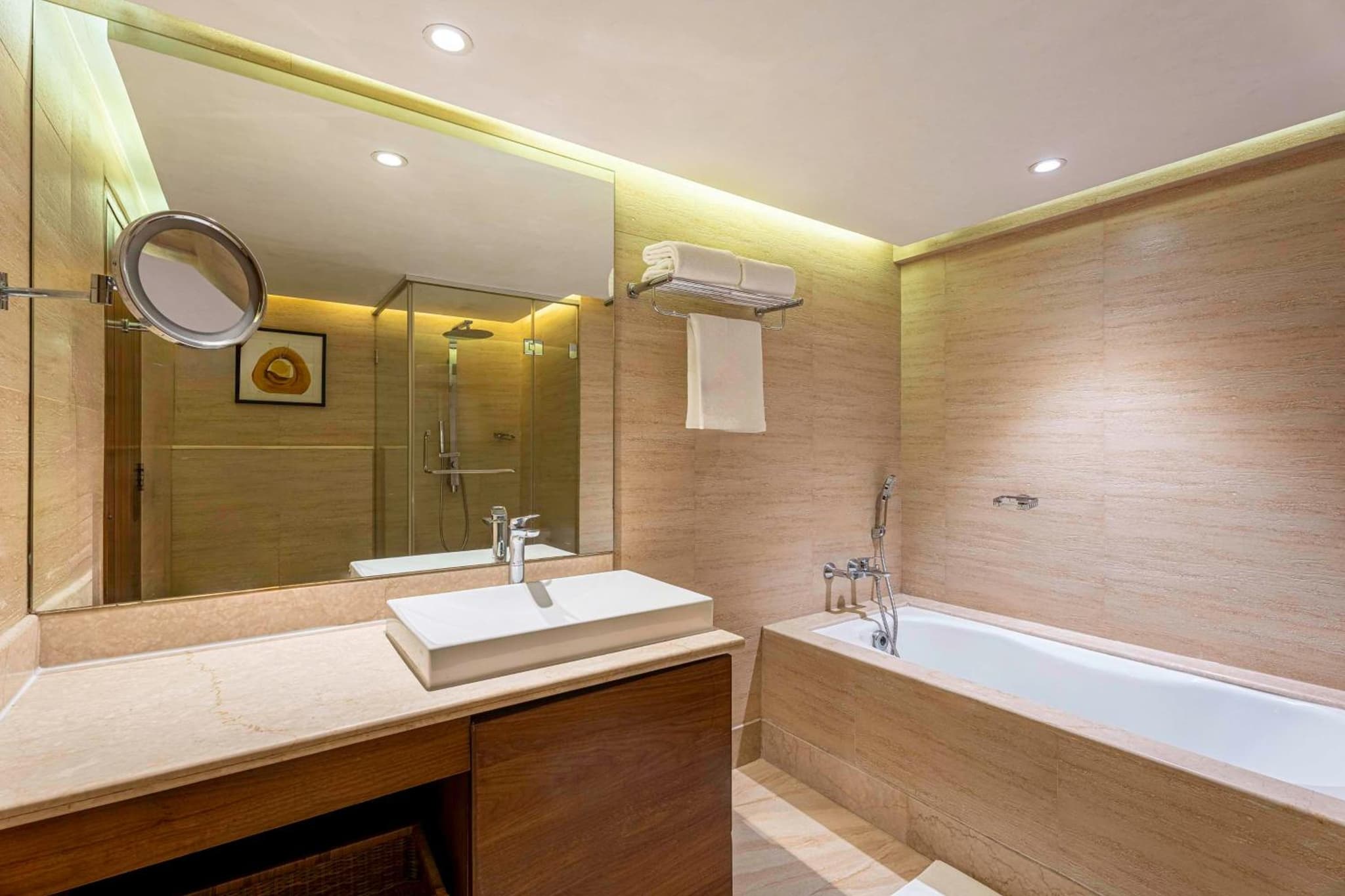 Radisson Blu Plaza Resort & Convention Centre Karjat photo 3