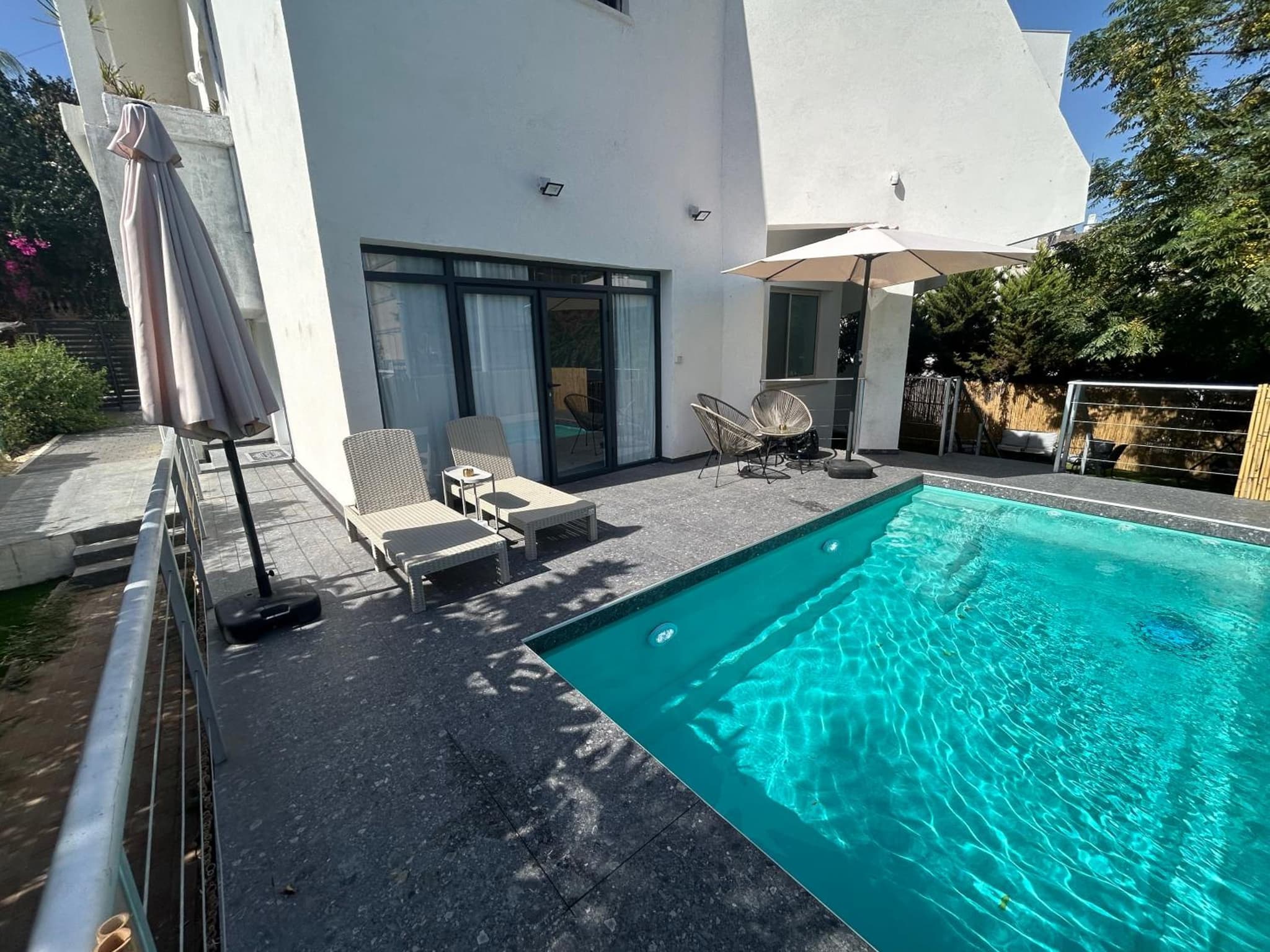 Coco villa gold room photo 4