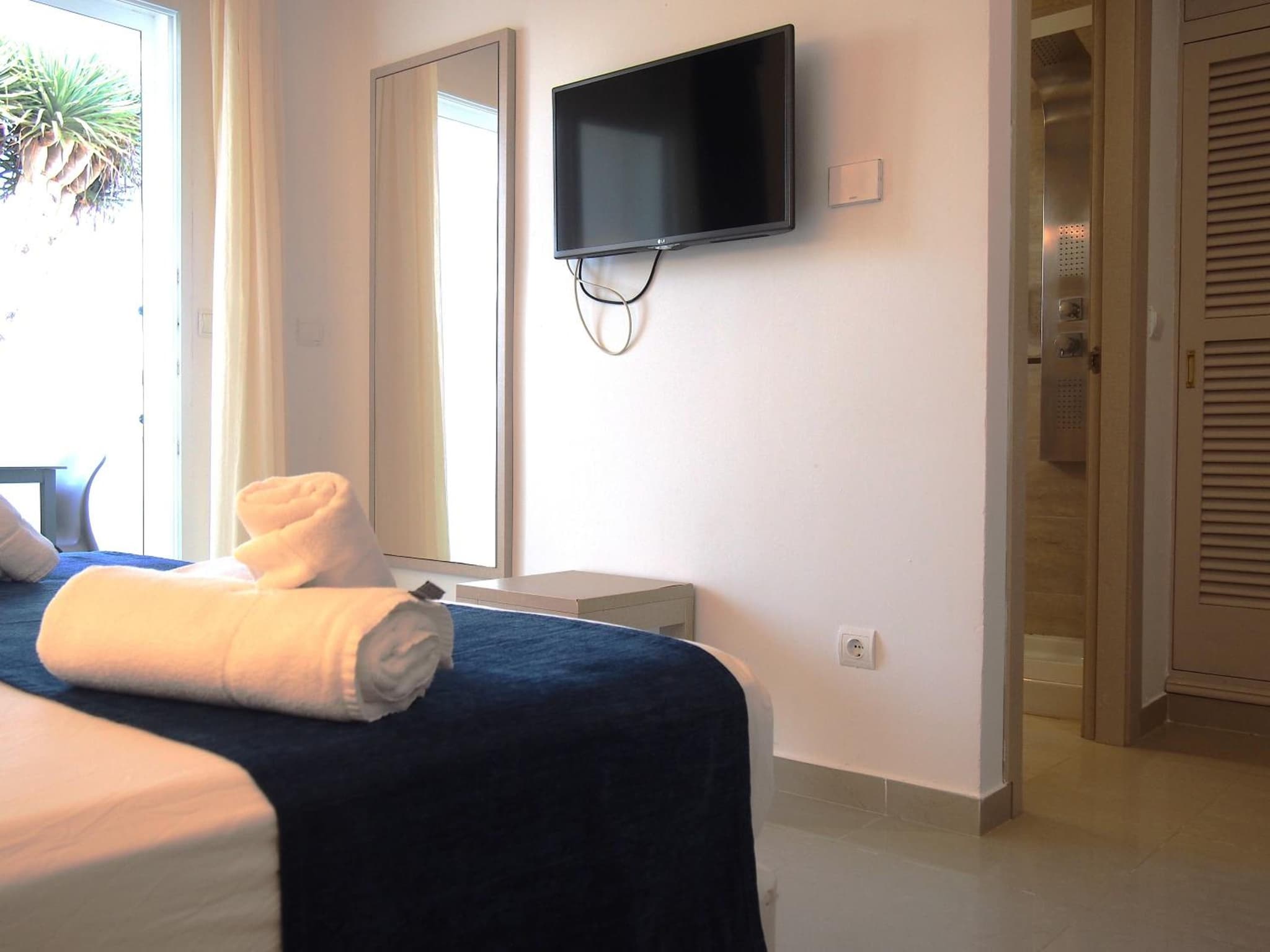 Hotel Roca Bella photo 8