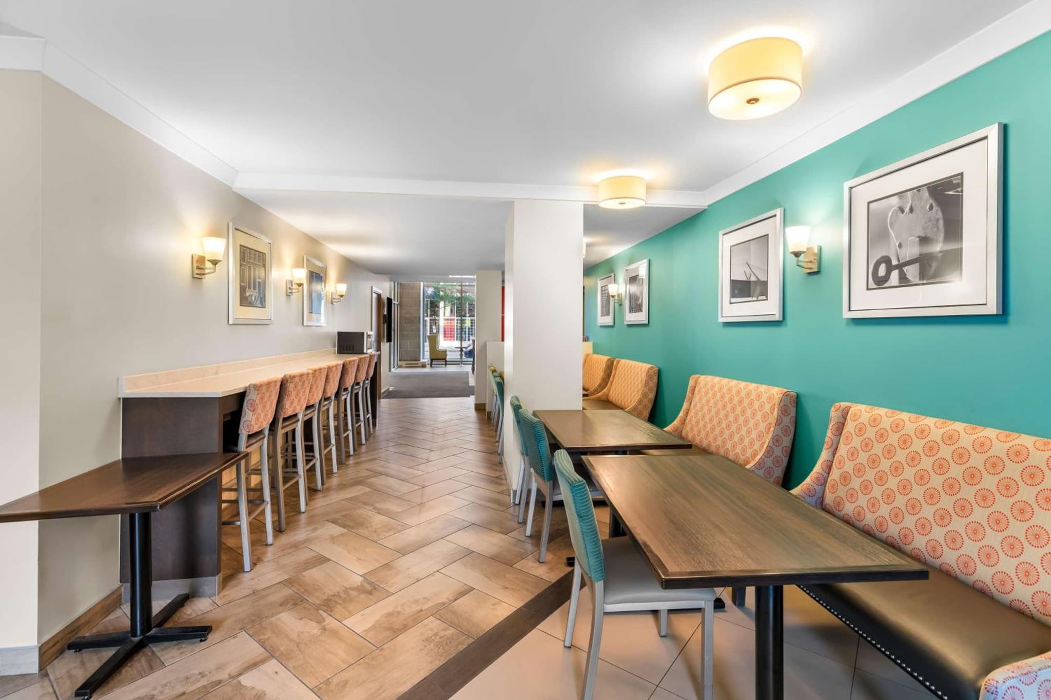 Best Western Plus Hotel Montreal photo 8