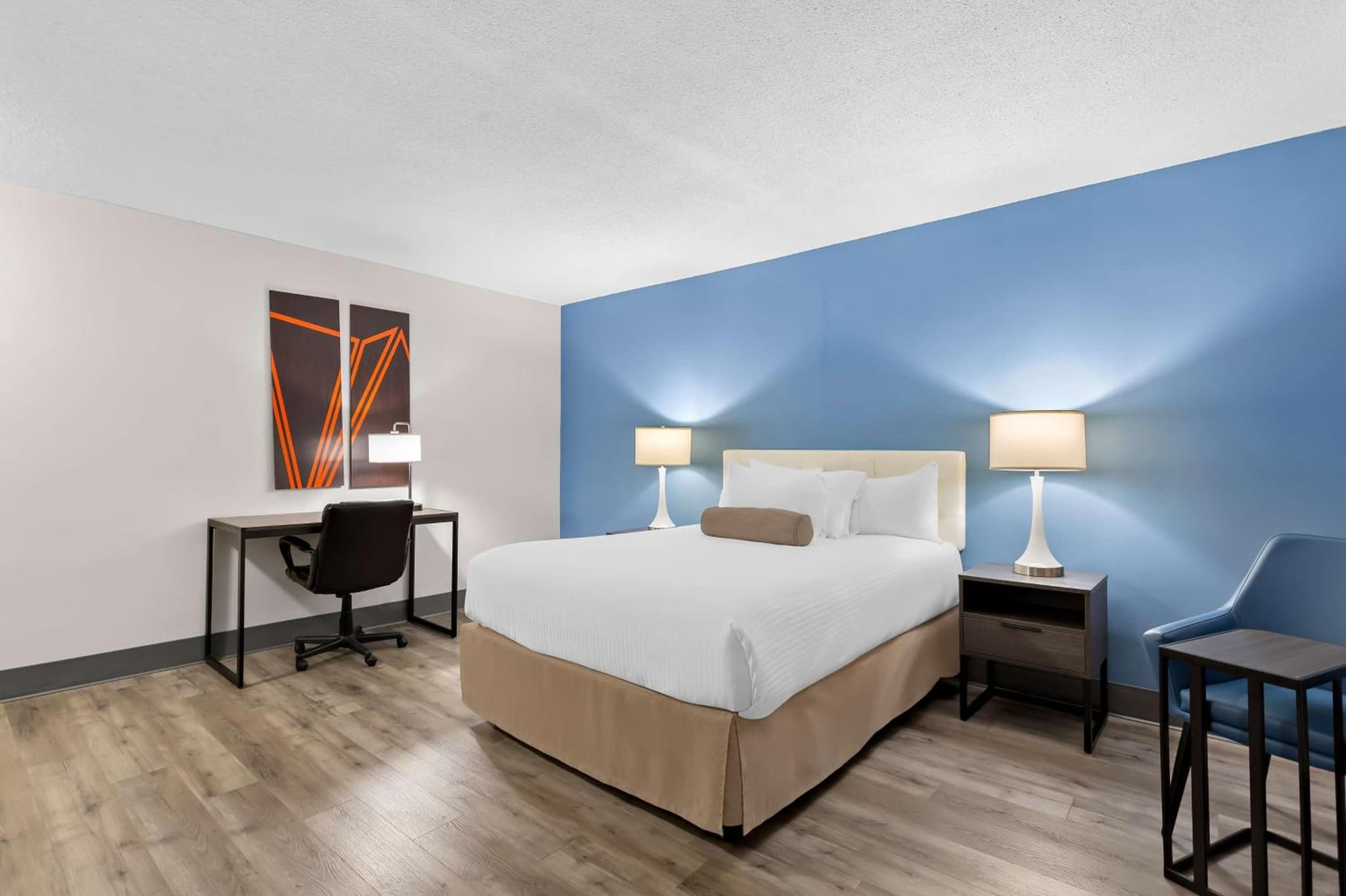SureStay Plus by Best Western Windsor photo 4