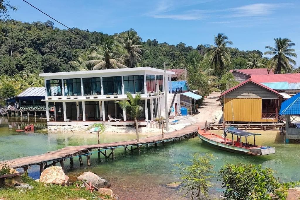 Chener guesthouse 2 beds