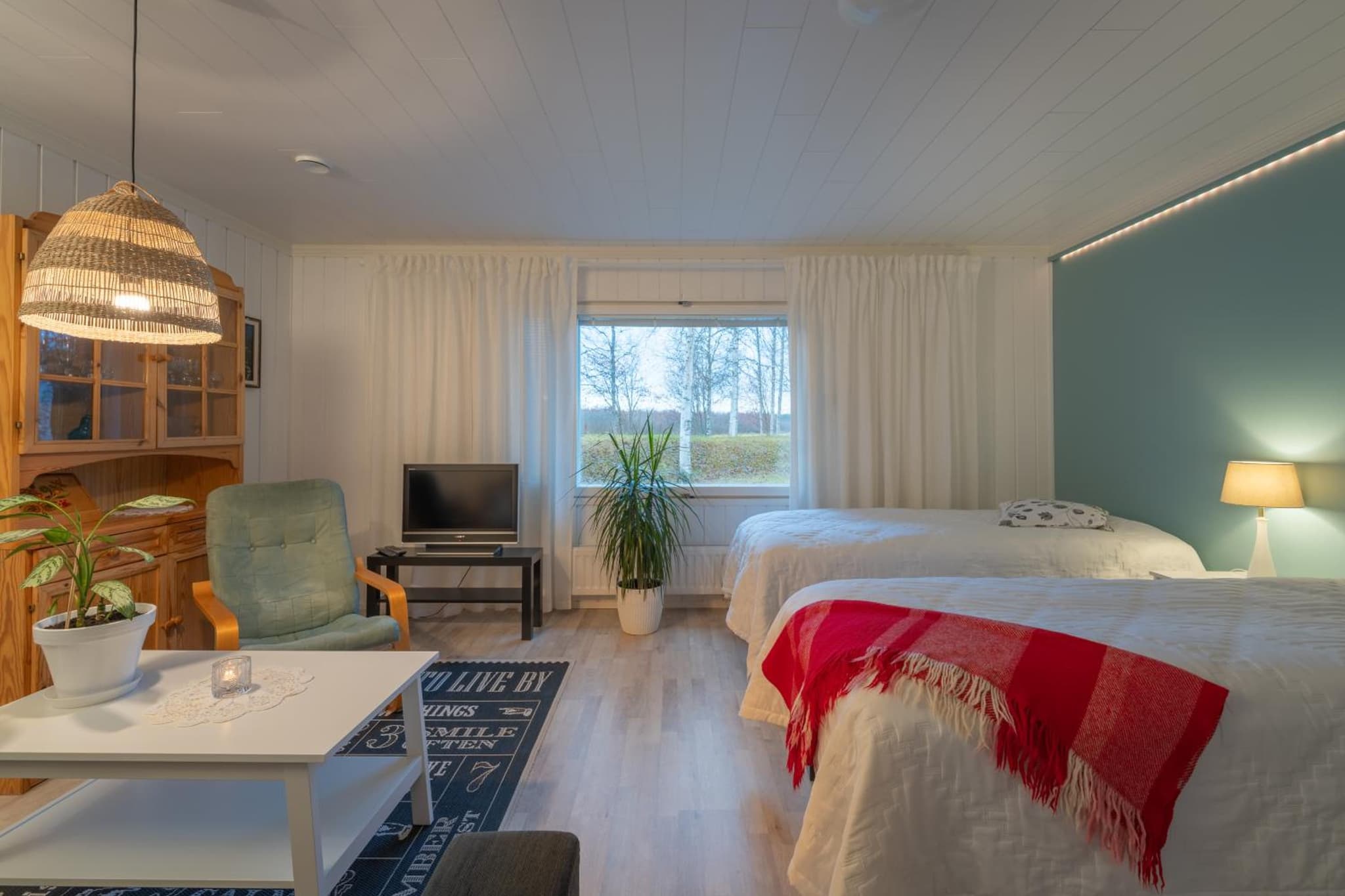 Riverhouse studio photo 6