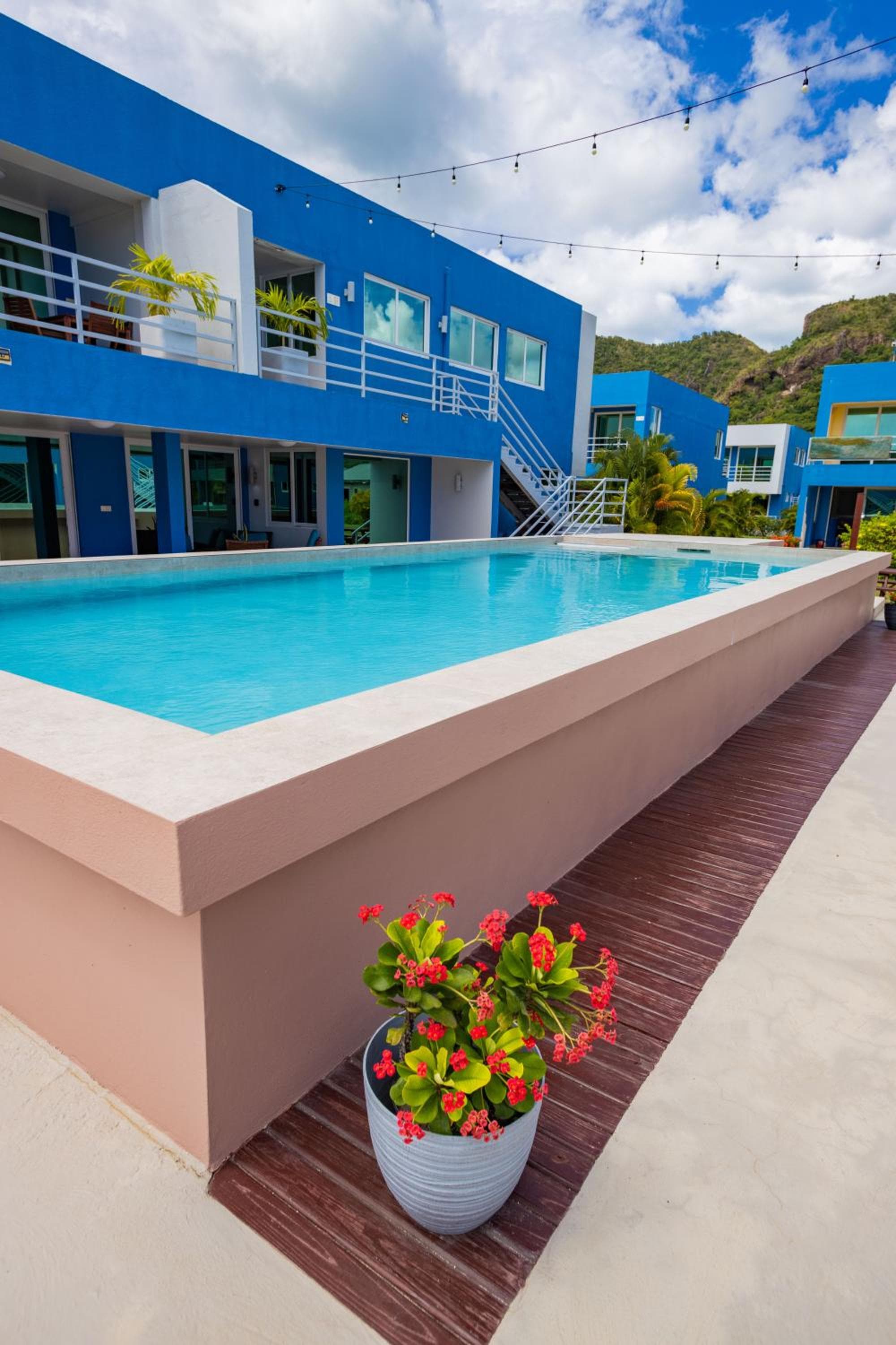 Harbour Island Residences photo 3