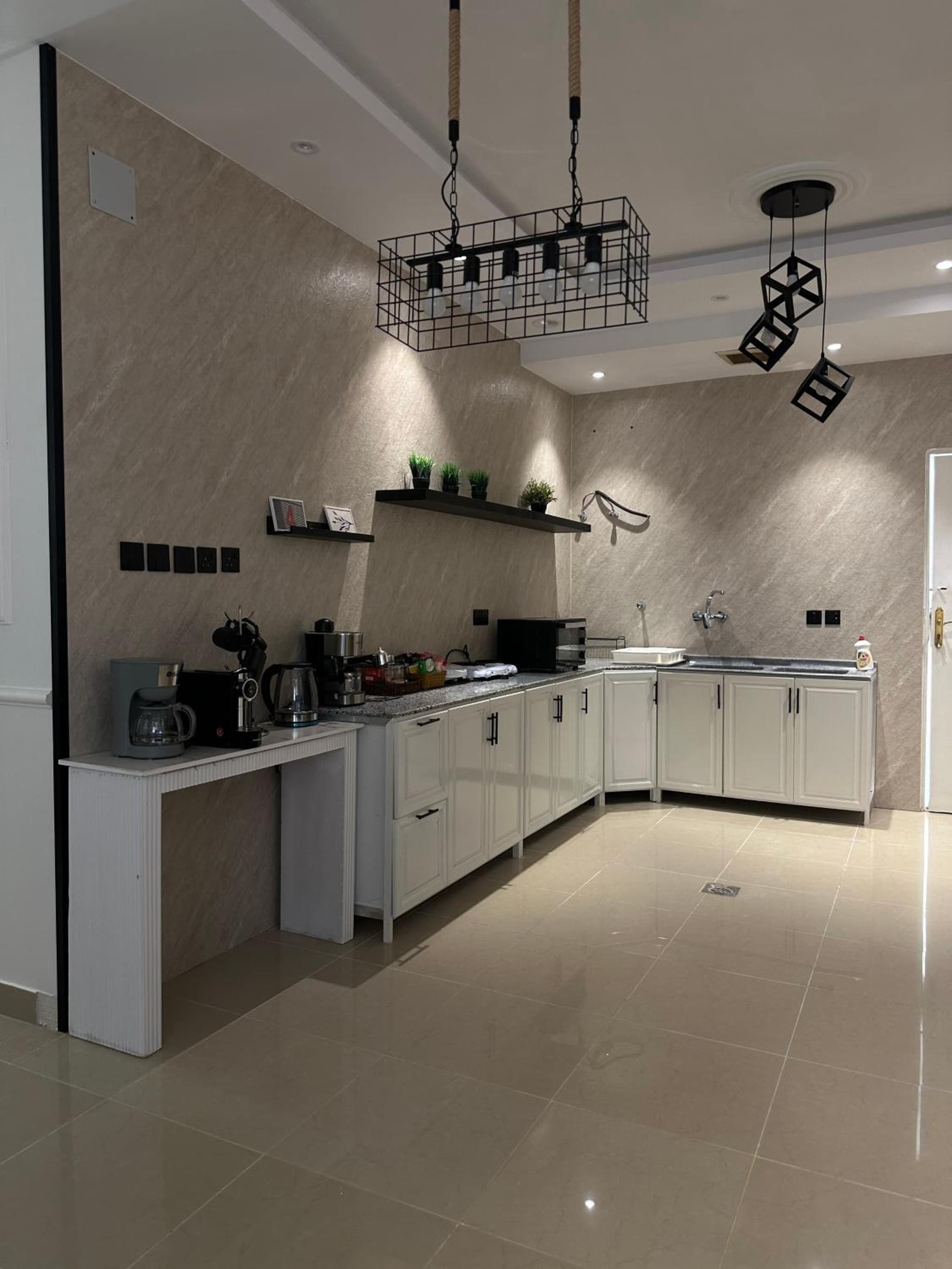 Modern & Cozy Apartment - 2 photo 8
