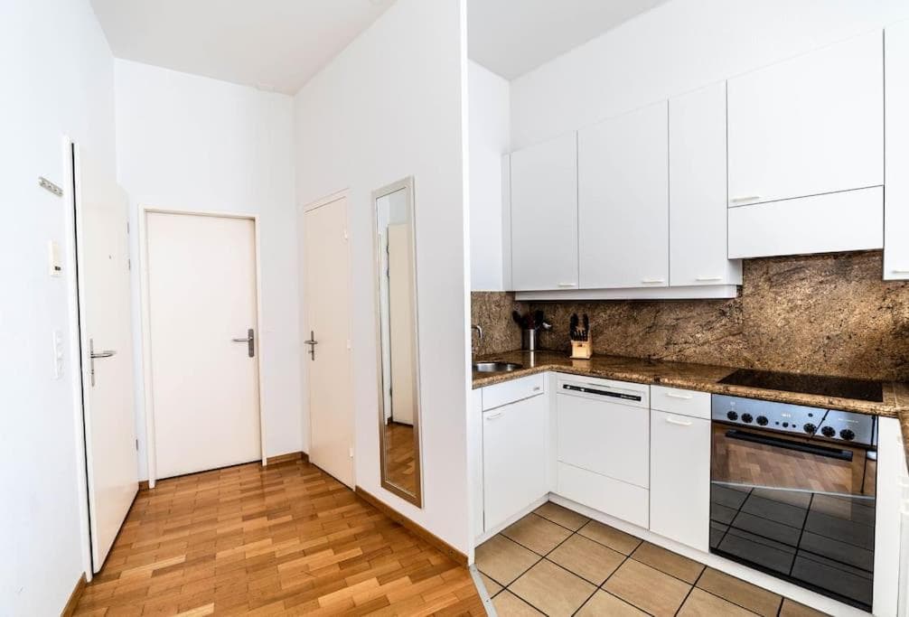 Charming 1BR flat near lake - FB1 photo 7
